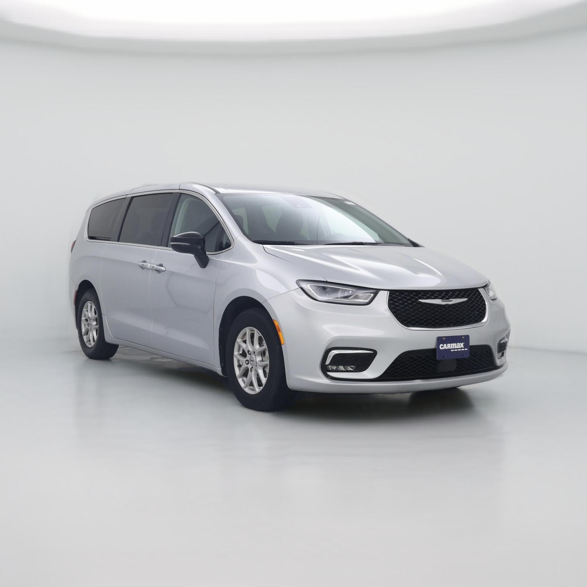 Thumbnail: 2024 Chrysler Pacifica - 1