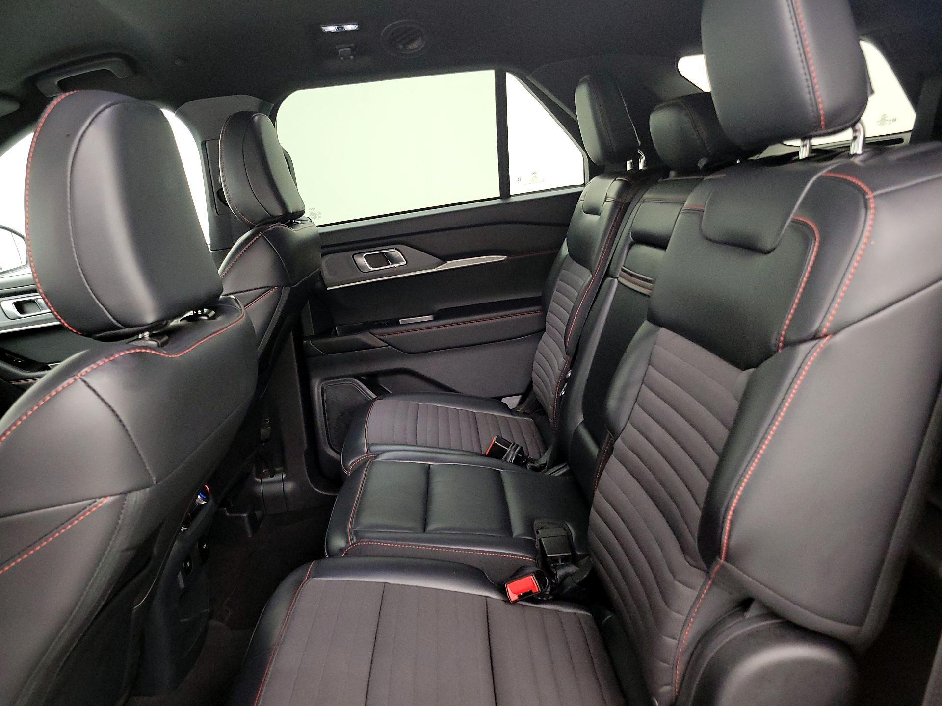 Thumbnail: 2025 Ford Explorer - 20