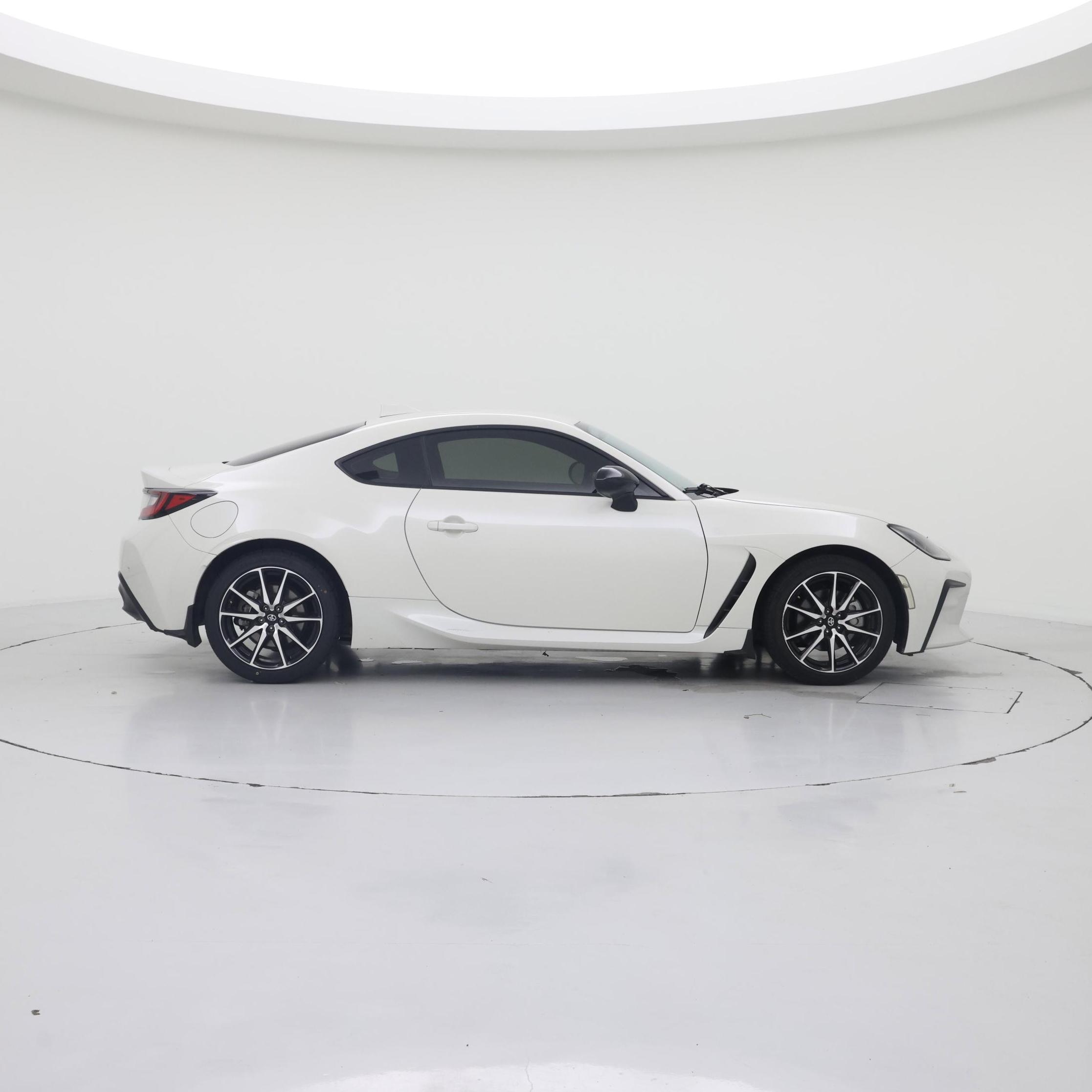 Thumbnail: 2023 Toyota GR86 - 7