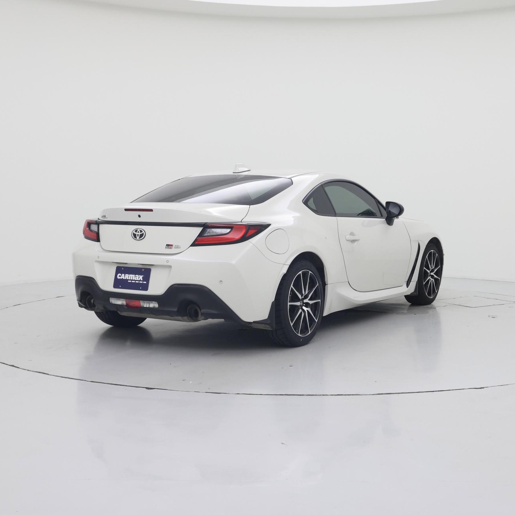 Thumbnail: 2023 Toyota GR86 - 8