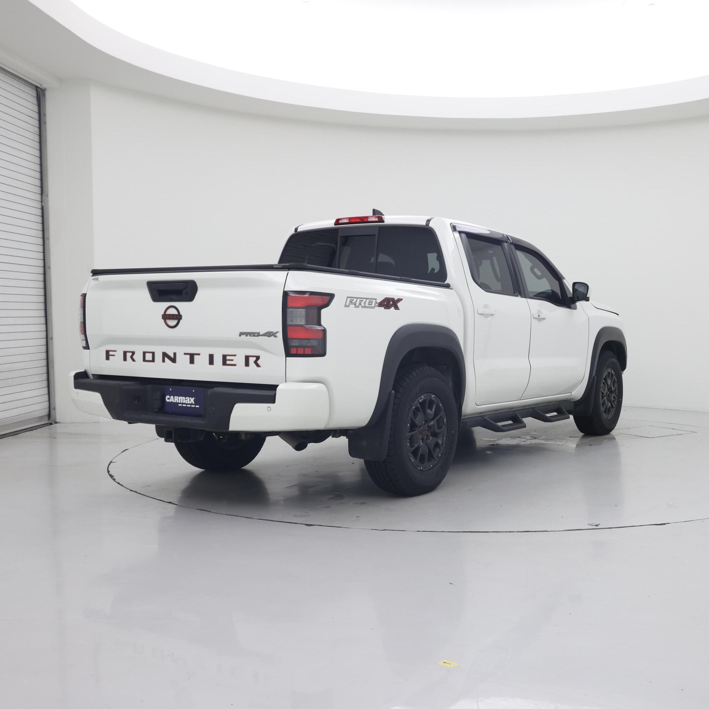 Thumbnail: 2022 Nissan Frontier - 8