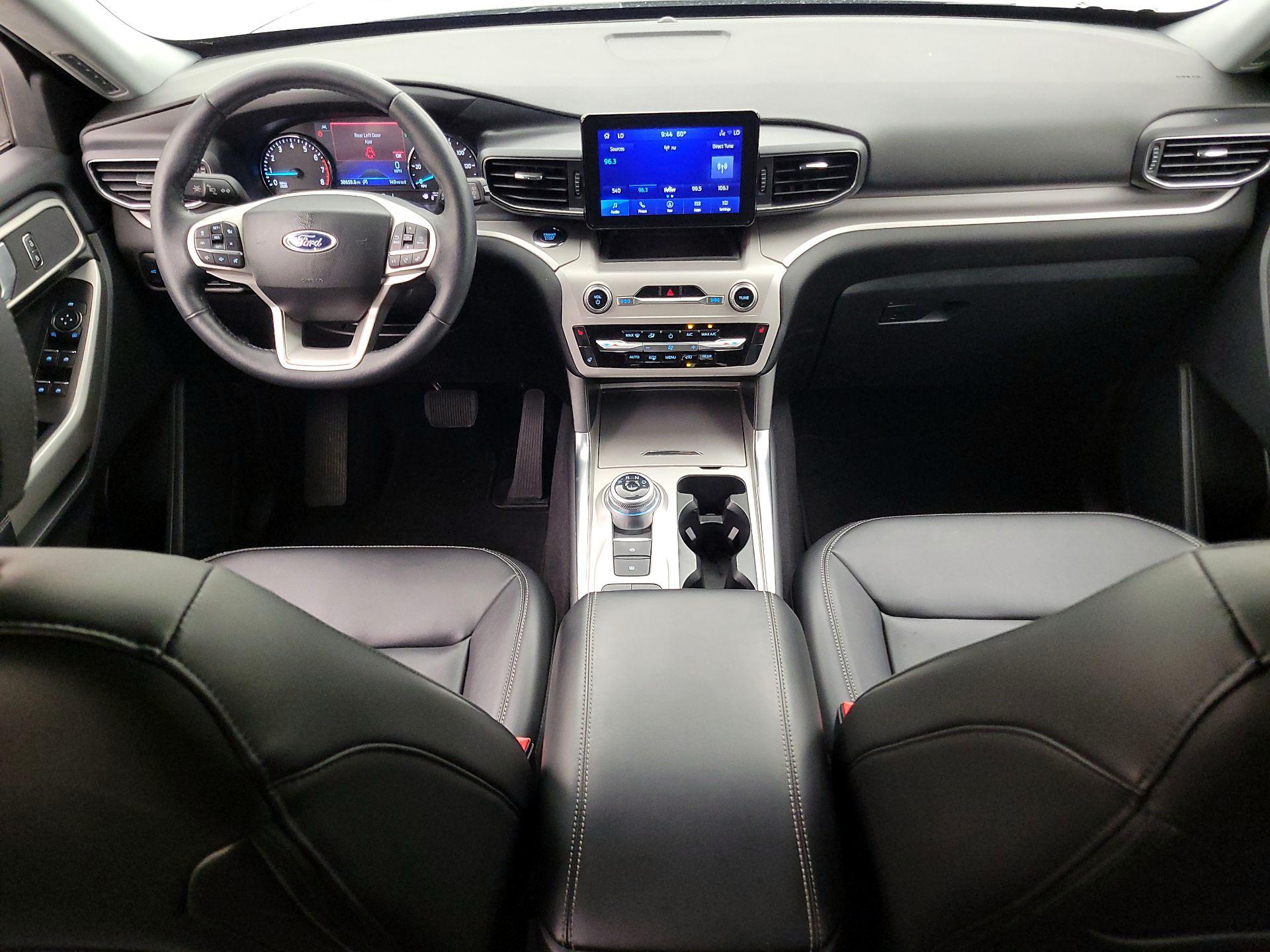 Thumbnail: 2023 Ford Explorer - 9