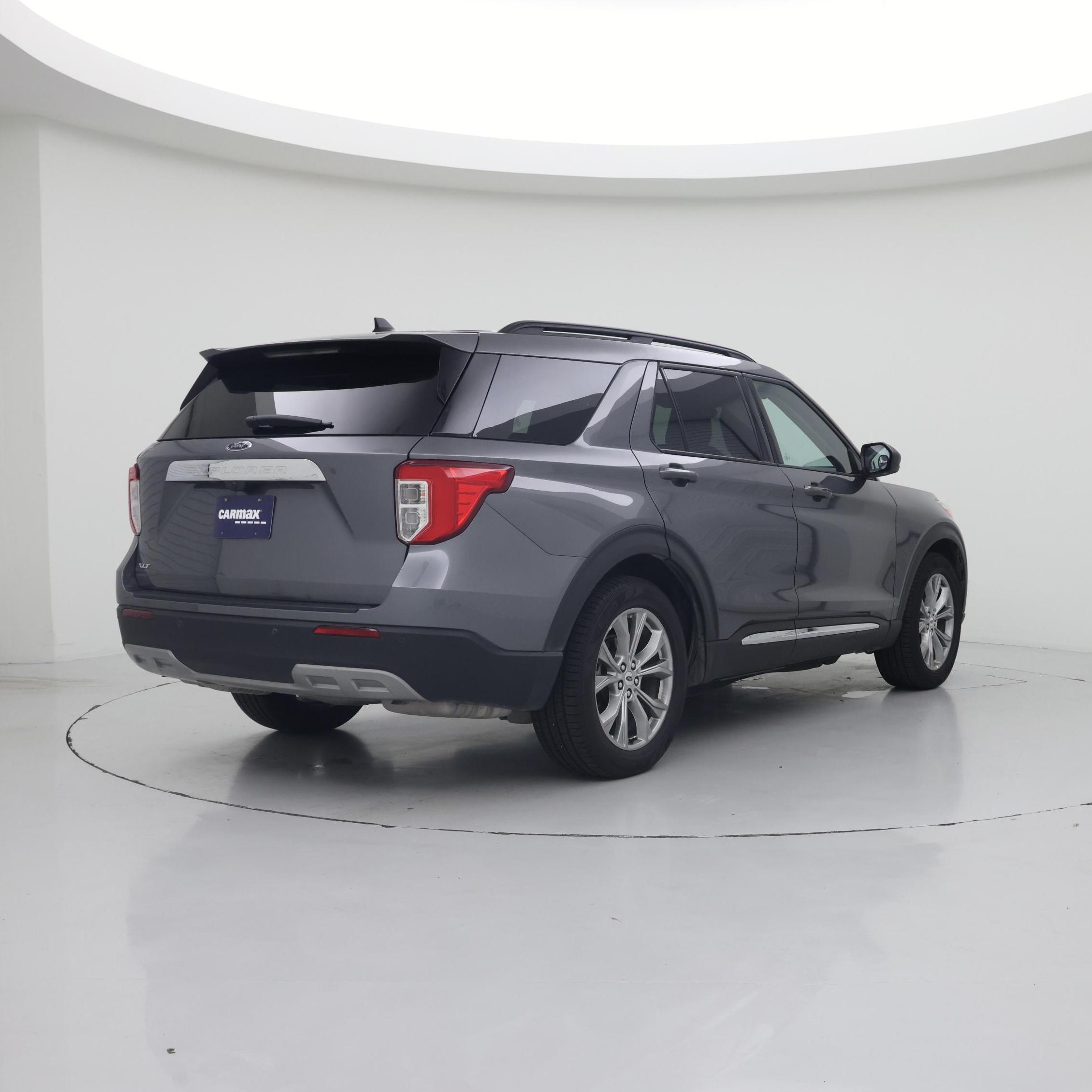 Thumbnail: 2023 Ford Explorer - 8