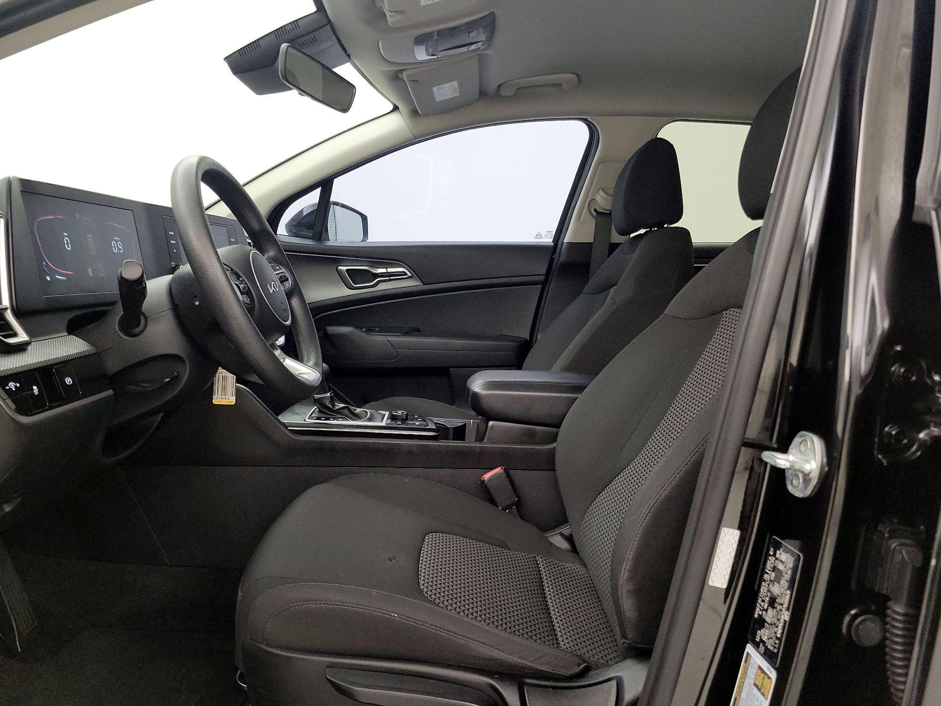 Thumbnail: 2023 Kia Sportage - 11