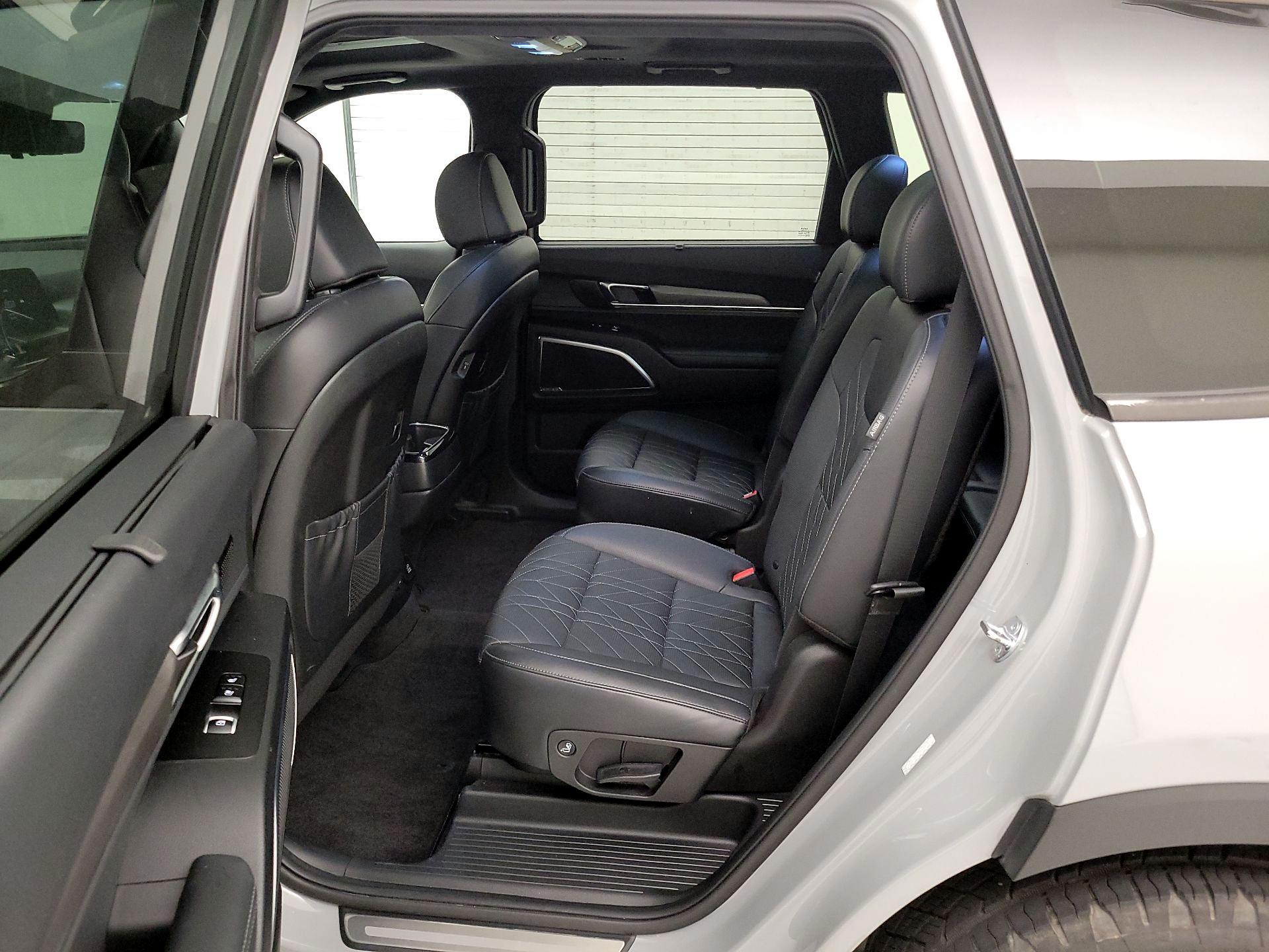 Thumbnail: 2024 Kia Telluride - 20