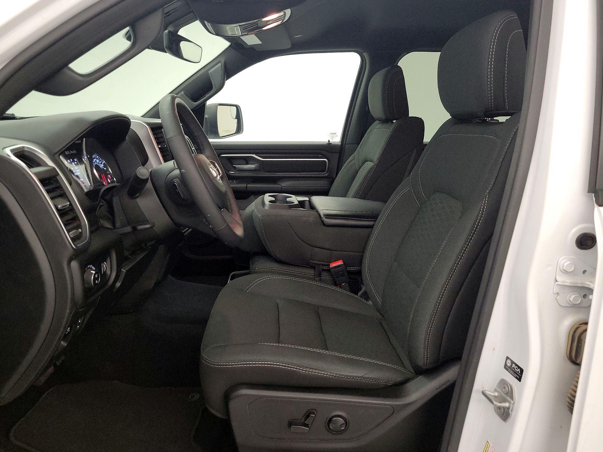 Thumbnail: 2025 RAM 1500 - 11