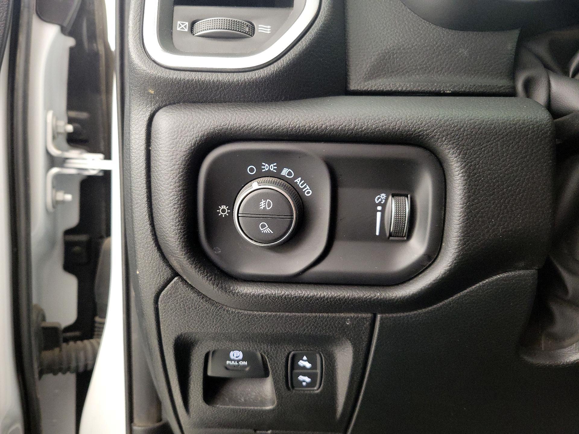 Thumbnail: 2025 RAM 1500 - 13