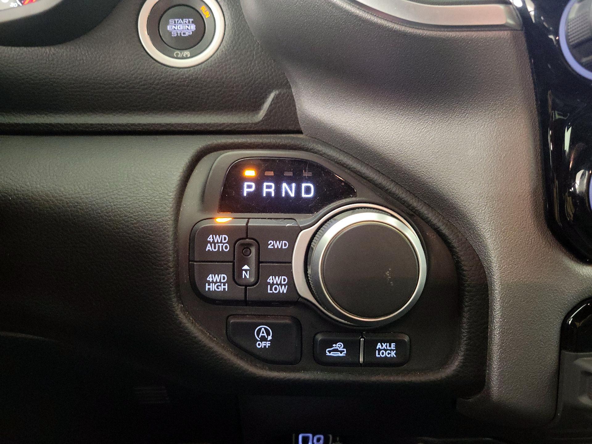 Thumbnail: 2025 RAM 1500 - 17