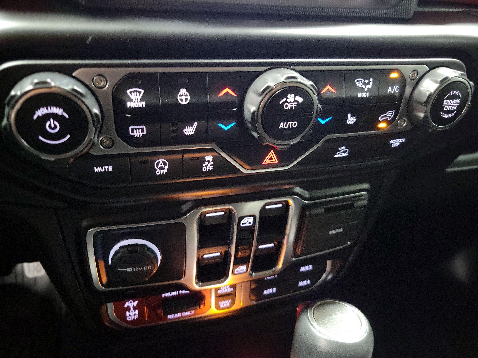 Thumbnail: 2022 Jeep Gladiator - 17
