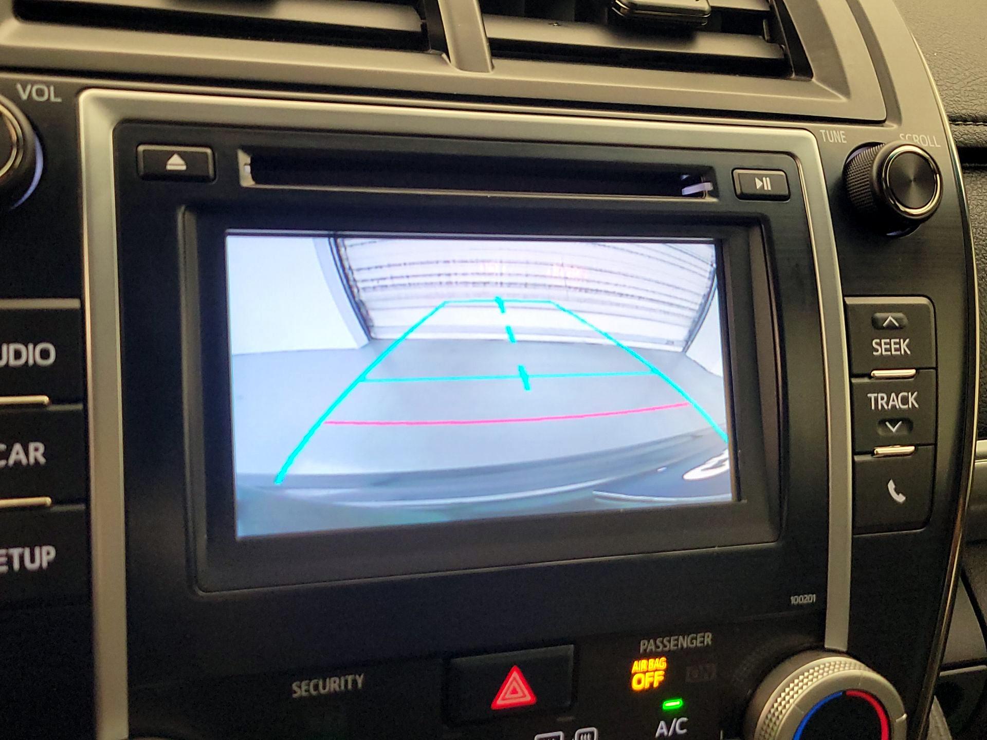 Thumbnail: 2014 Toyota Camry - 14