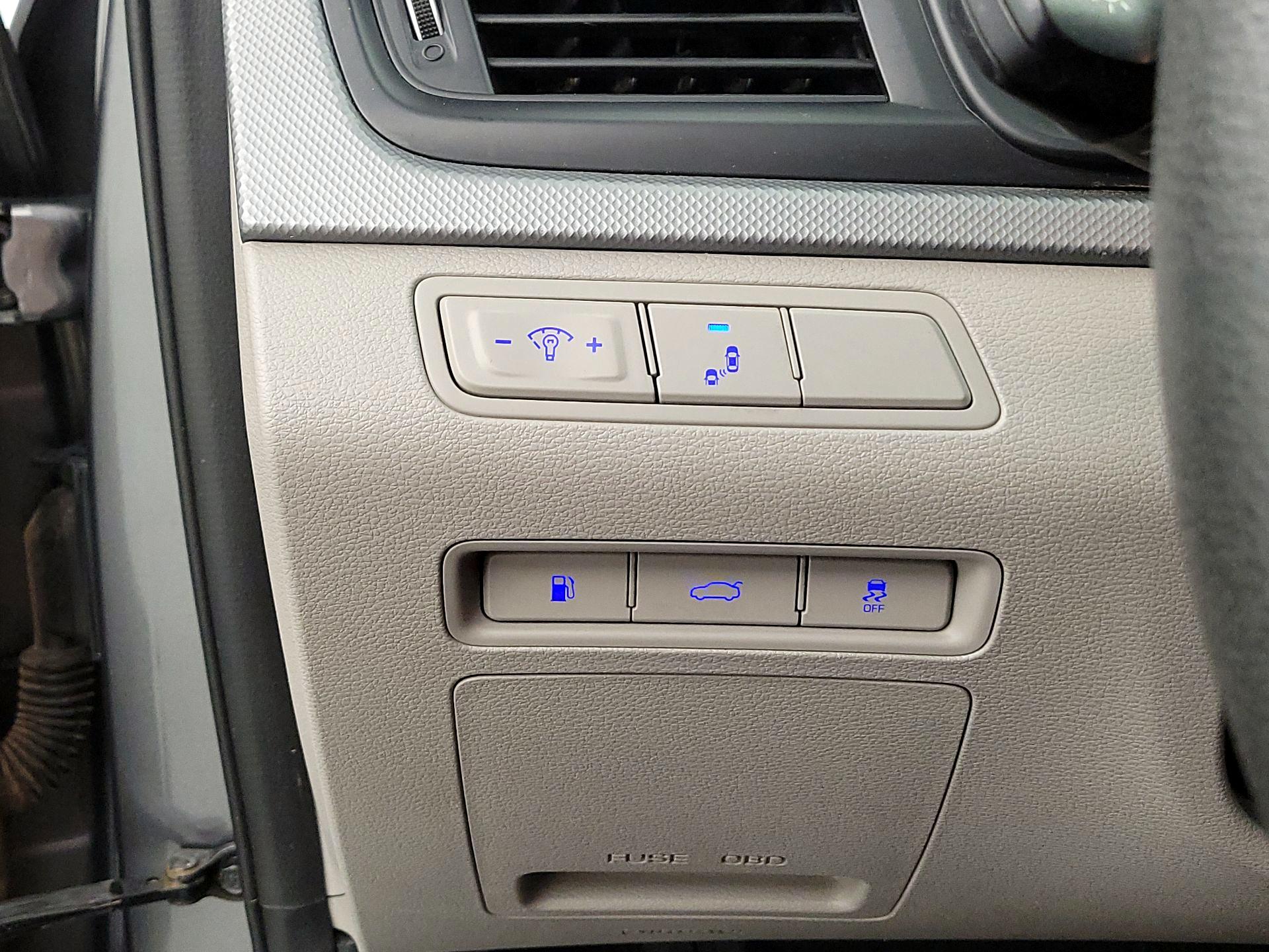 Thumbnail: 2018 Hyundai Sonata - 13