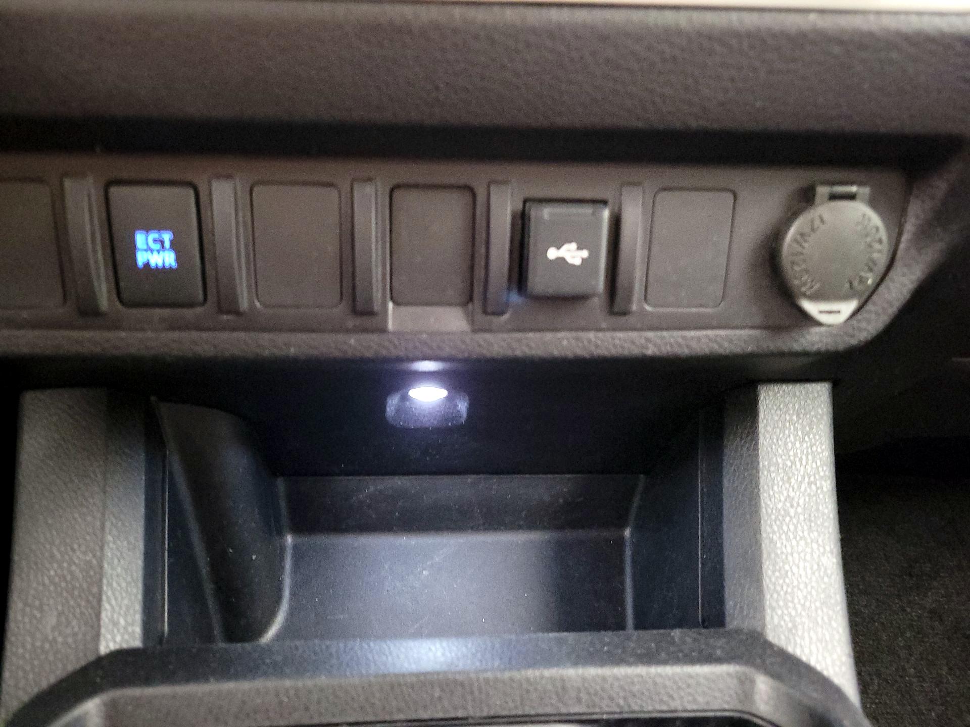 Thumbnail: 2023 Toyota Tacoma - 18