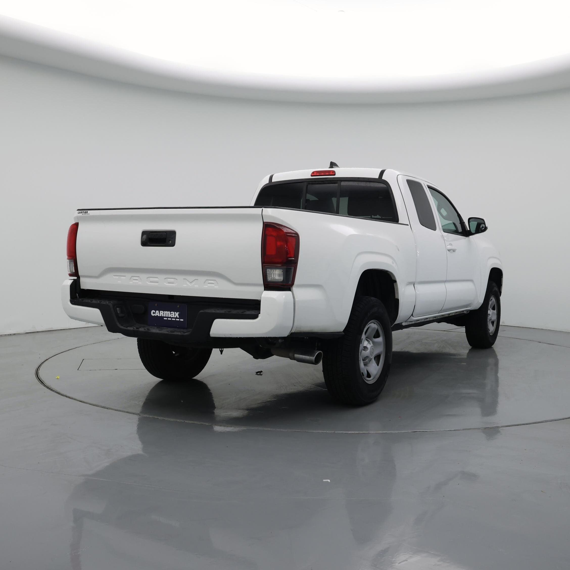 Thumbnail: 2023 Toyota Tacoma - 8