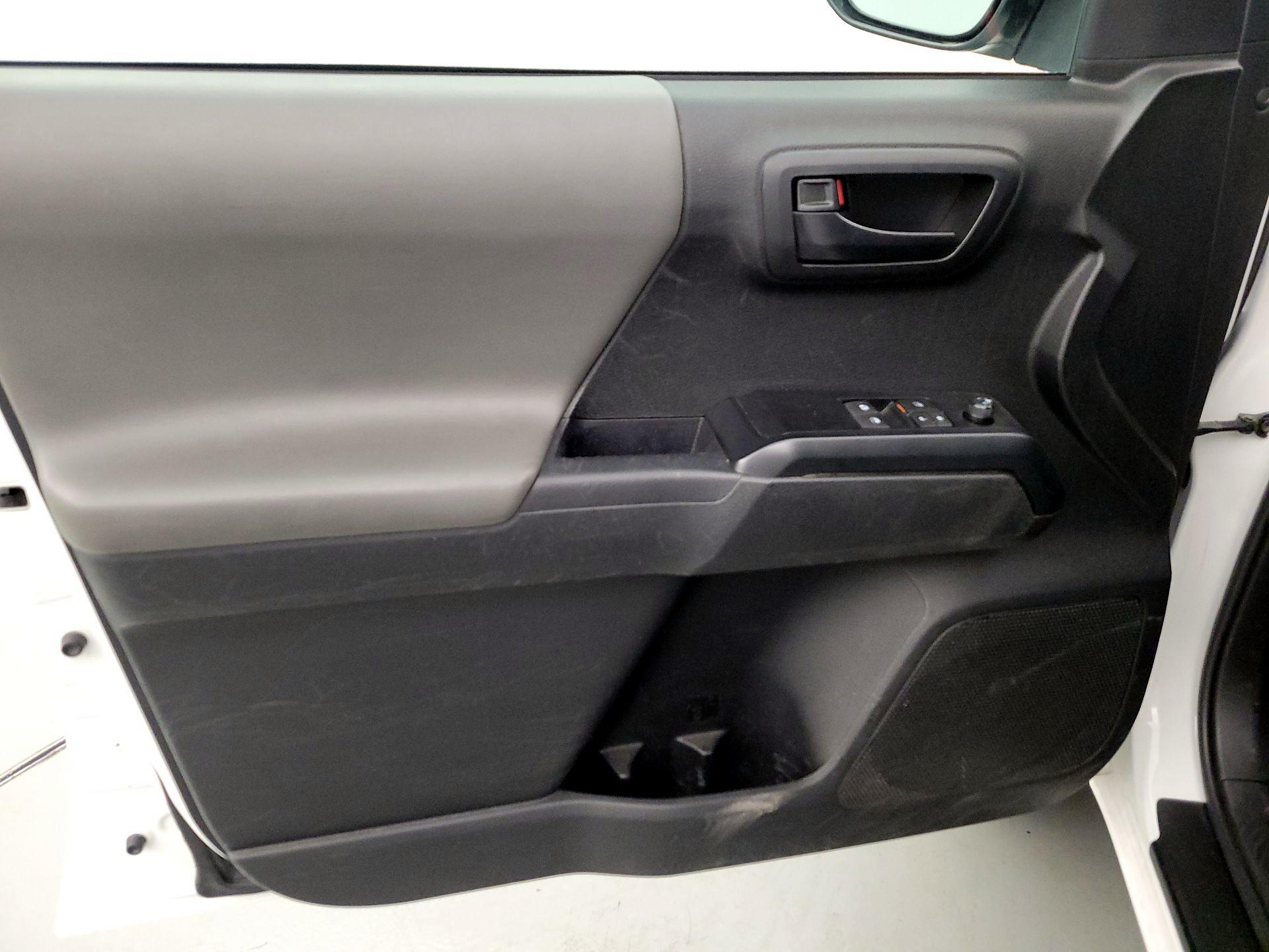 Thumbnail: 2023 Toyota Tacoma - 12