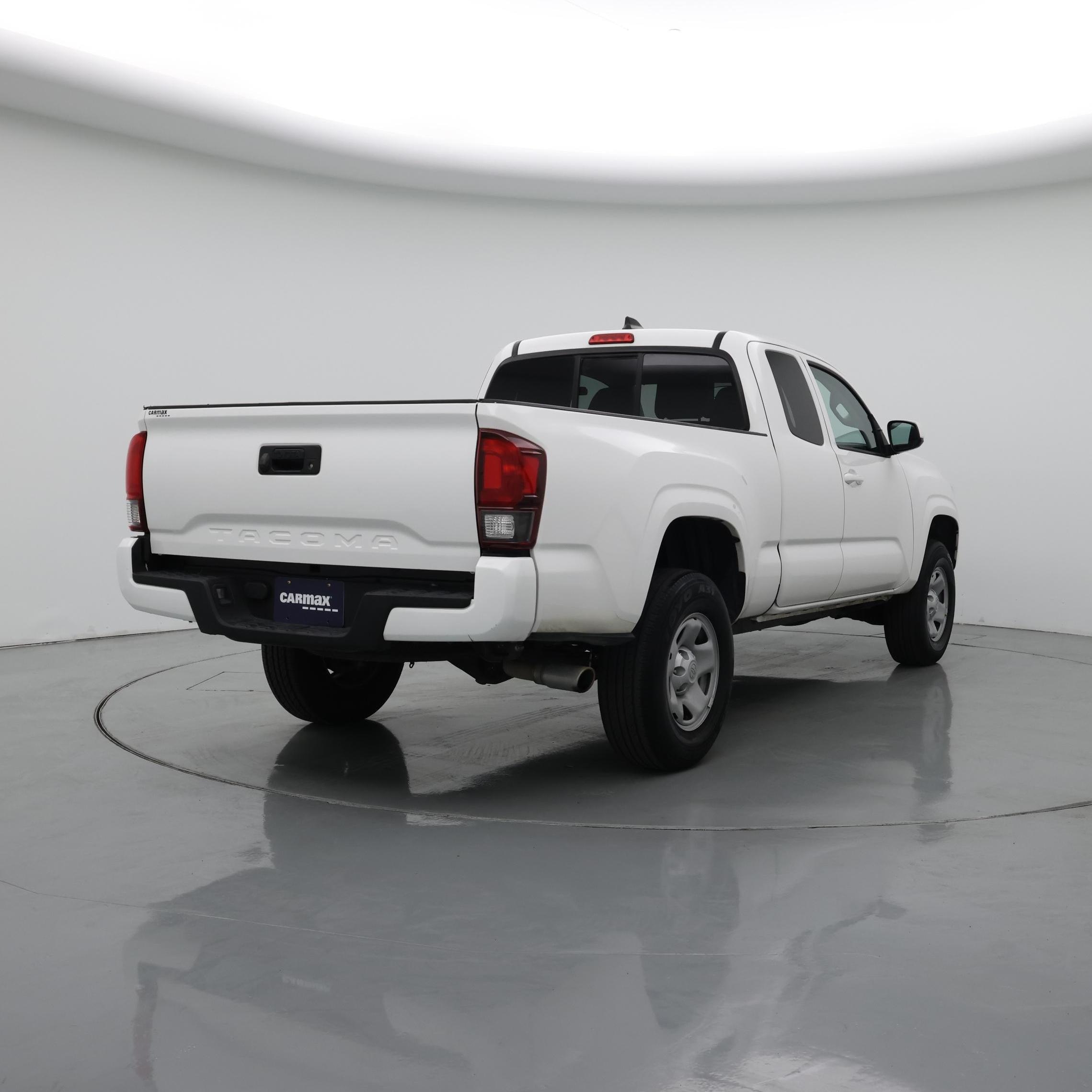 Thumbnail: 2023 Toyota Tacoma - 8