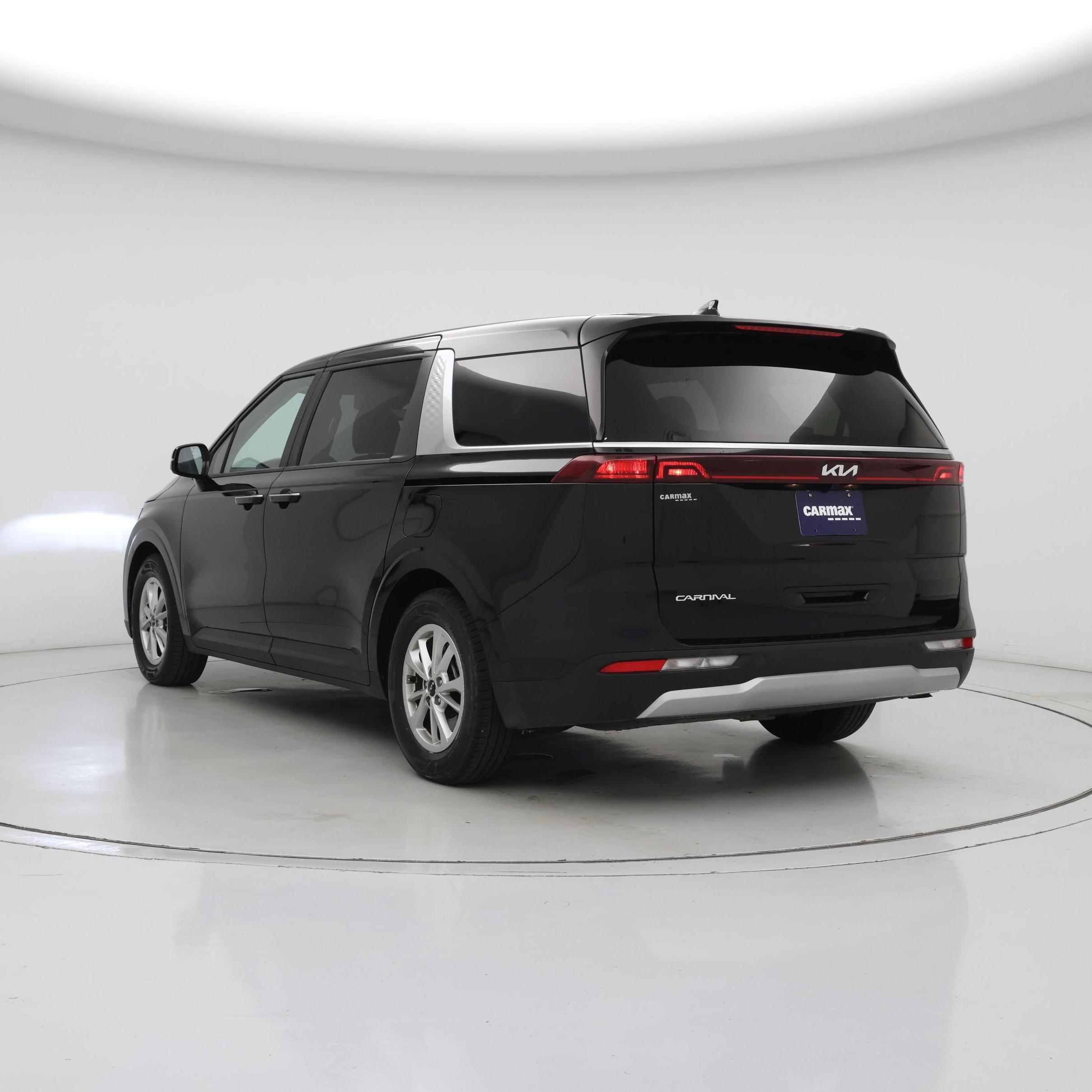 Thumbnail: 2024 Kia Carnival - 2