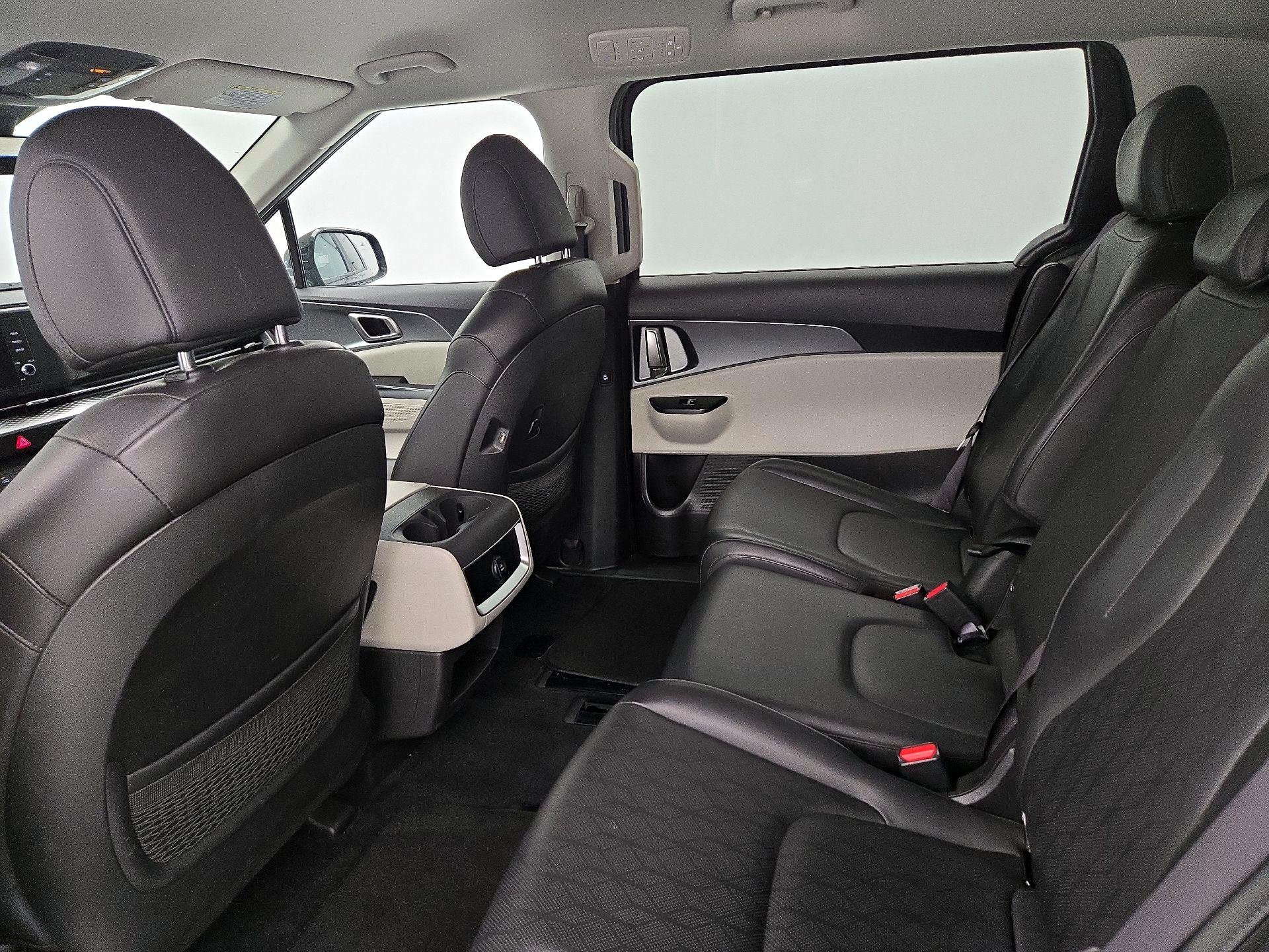 Thumbnail: 2024 Kia Carnival - 19