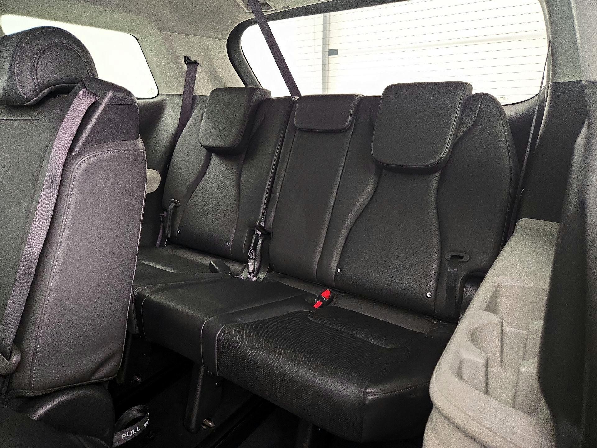 Thumbnail: 2024 Kia Carnival - 20