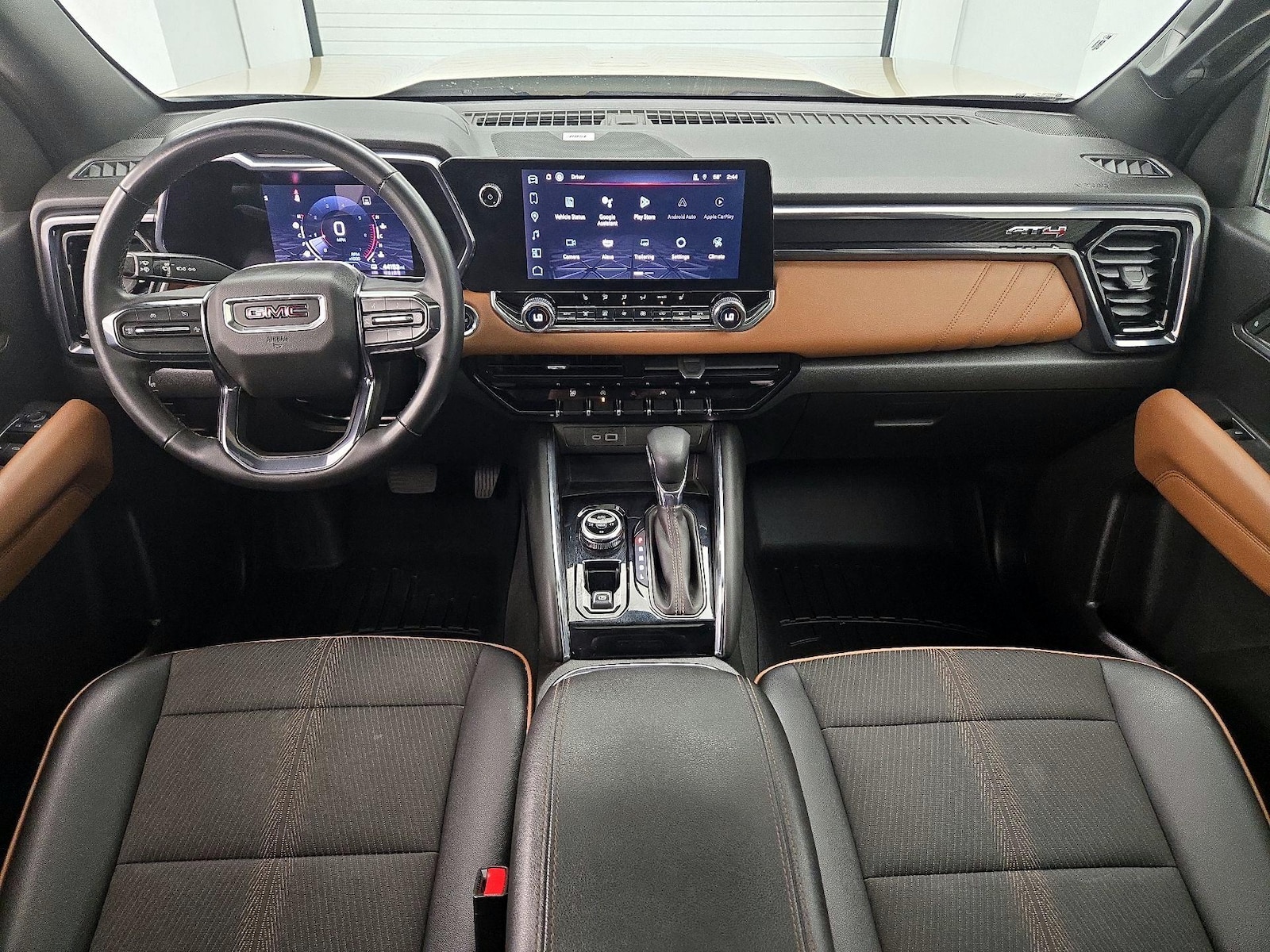 2023 GMC Canyon AT4 - Photo 10