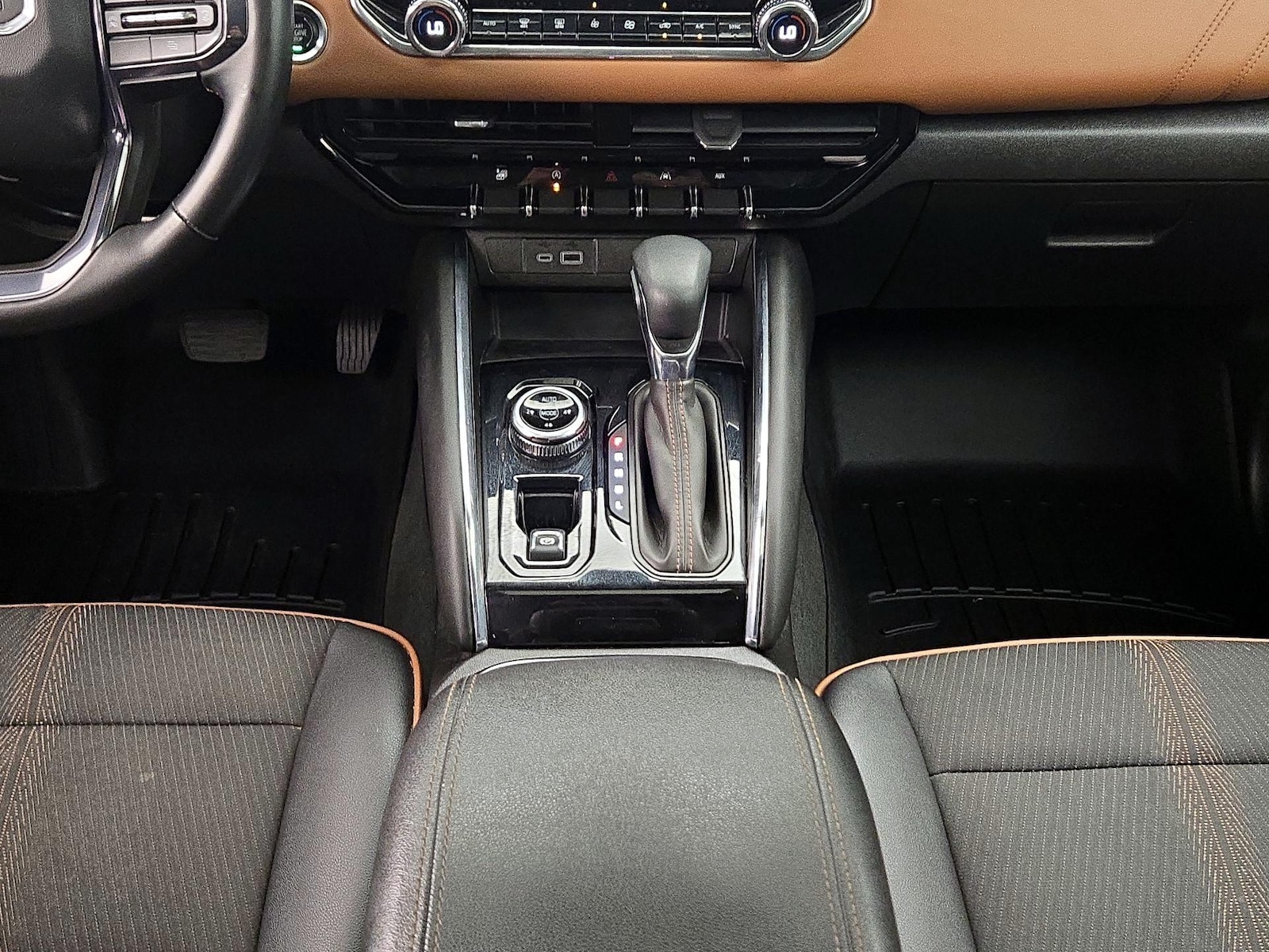 2023 GMC Canyon AT4 - Photo 19
