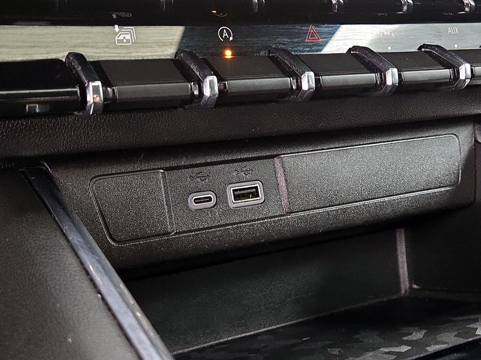 2023 GMC Canyon AT4 - Photo 20