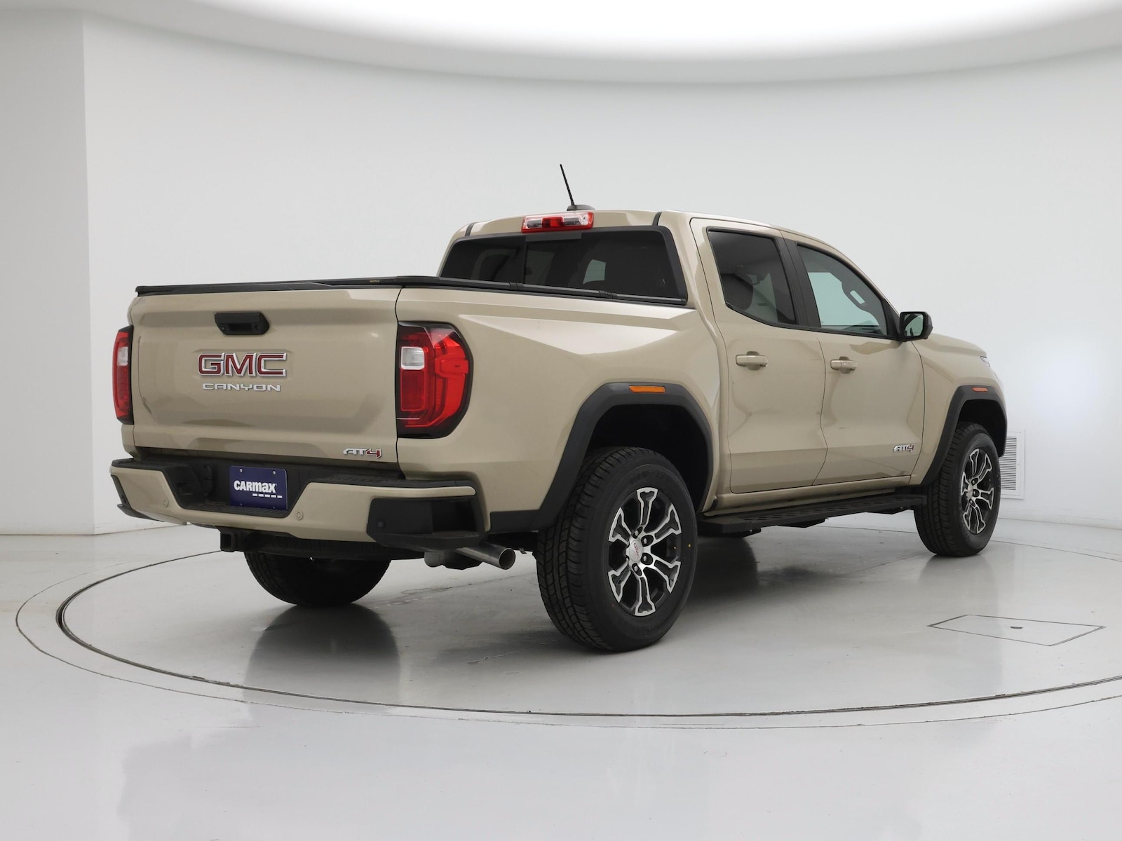 2023 GMC Canyon AT4 - Photo 9