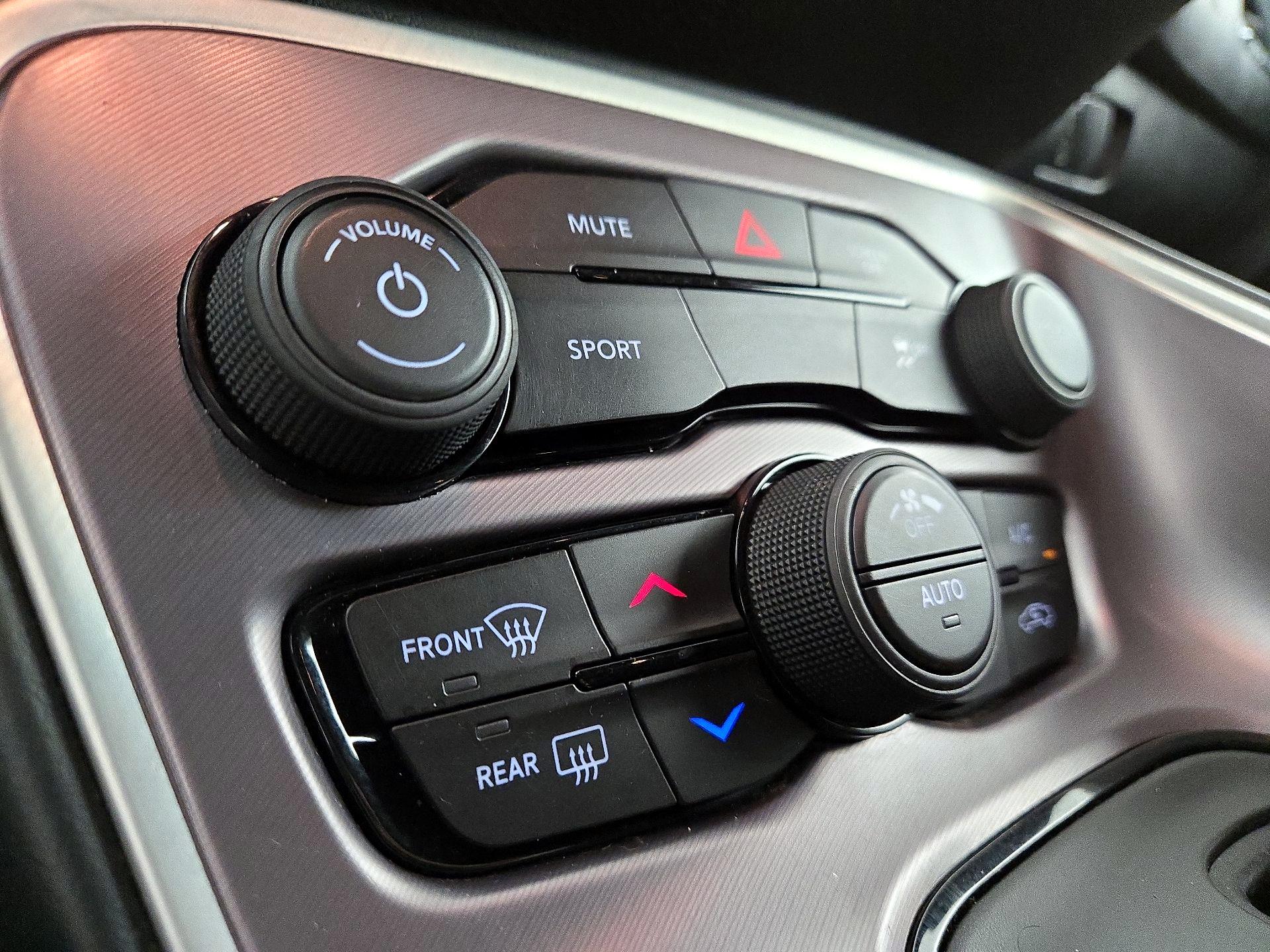 Thumbnail: 2021 Dodge Challenger - 16