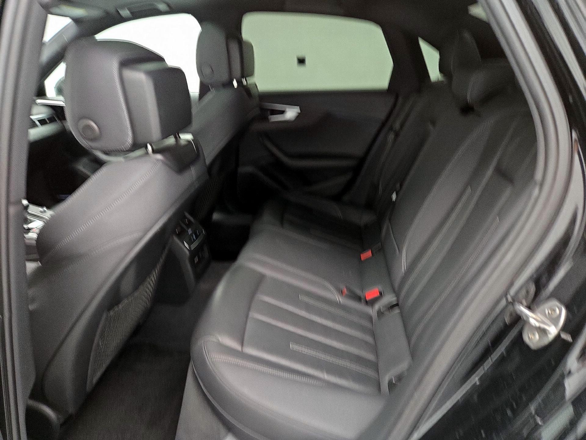 Thumbnail: 2023 Audi A4 - 20