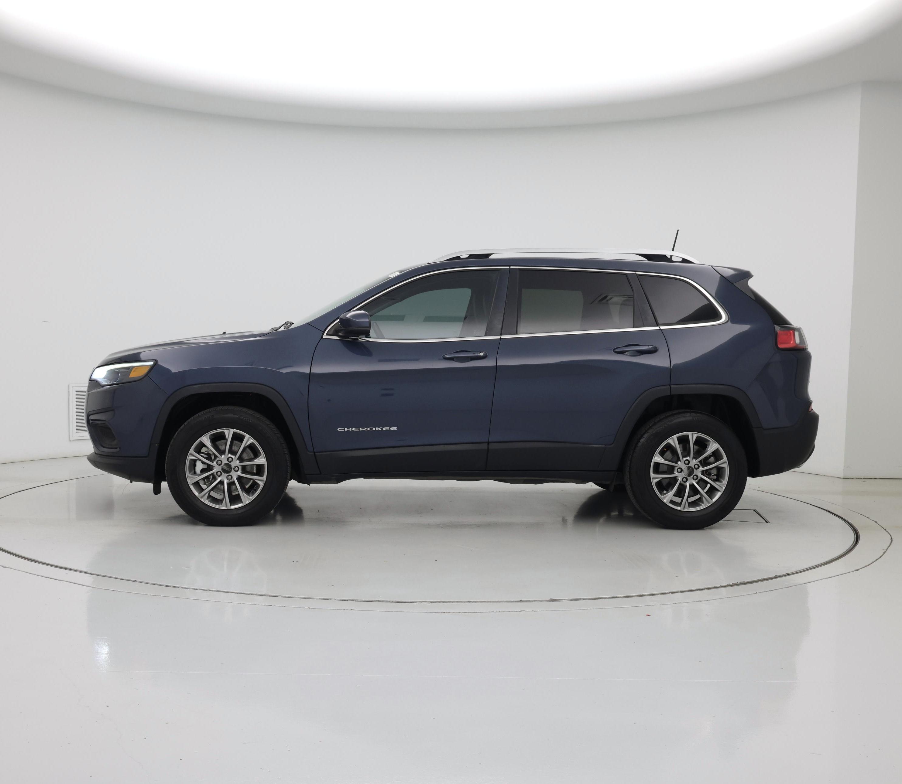Thumbnail: 2021 Jeep Cherokee - 3