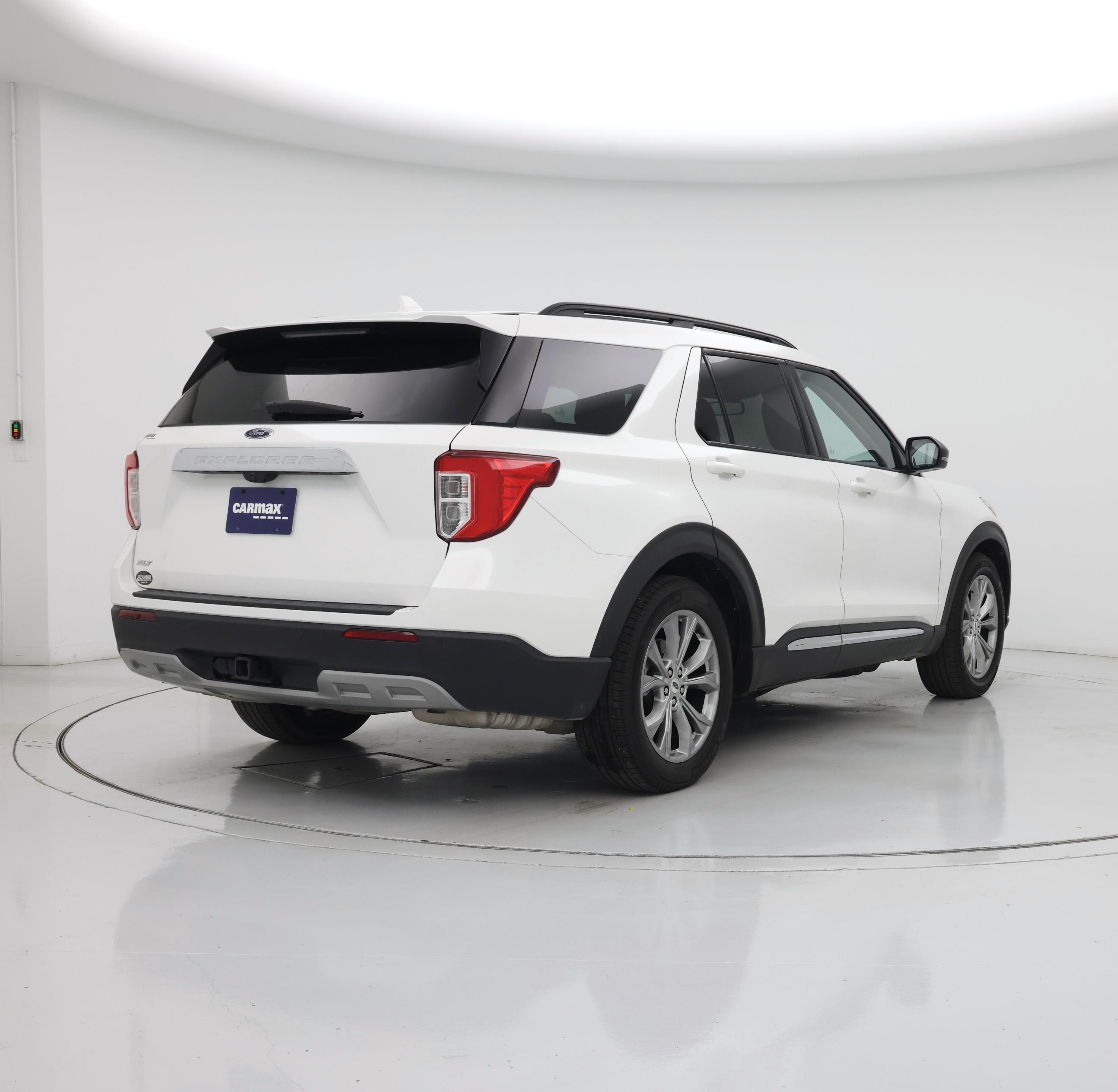 Thumbnail: 2024 Ford Explorer - 8