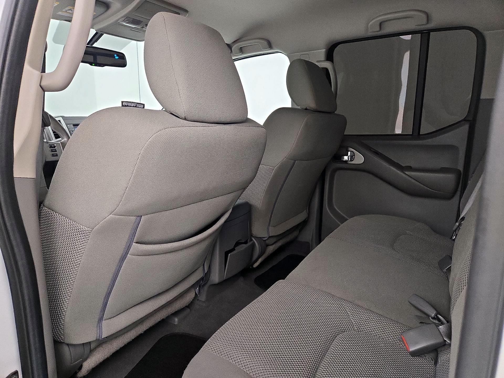 Thumbnail: 2021 Nissan Frontier - 19