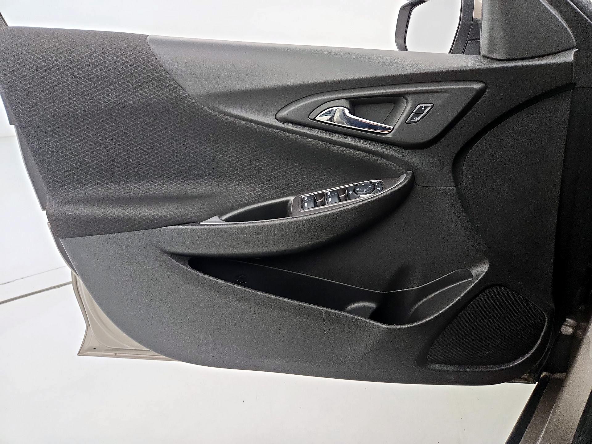 Thumbnail: 2024 Chevrolet Malibu - 12