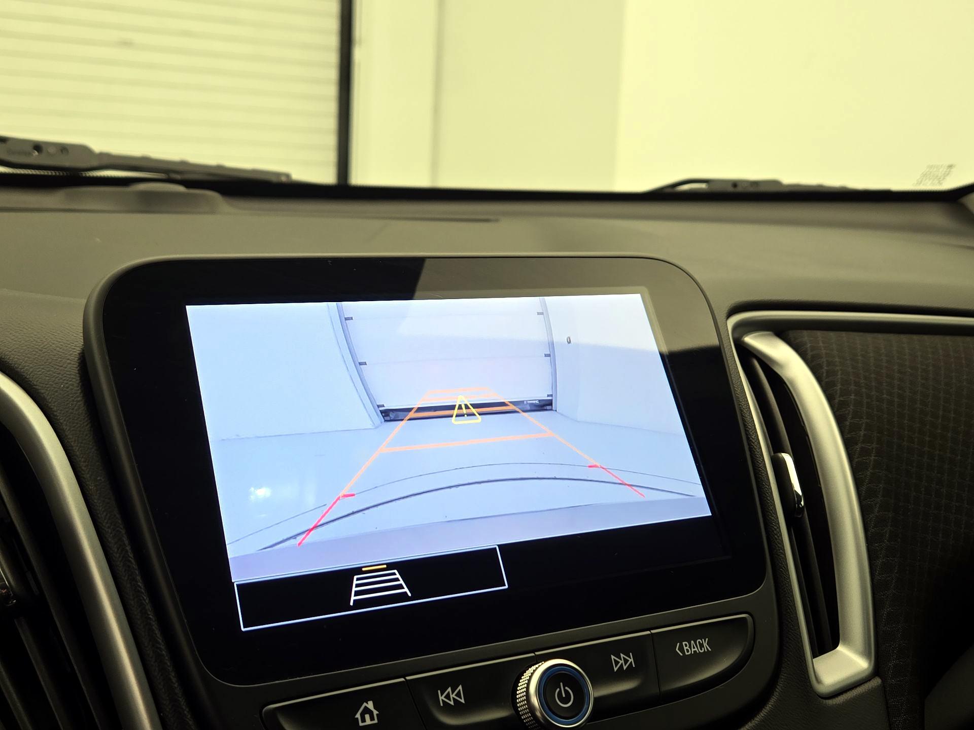 Thumbnail: 2024 Chevrolet Malibu - 14