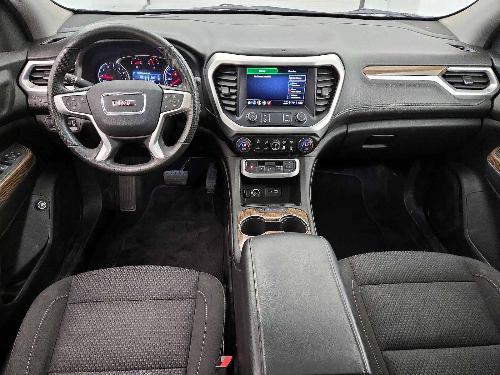2023 GMC Acadia SLE - Photo 10