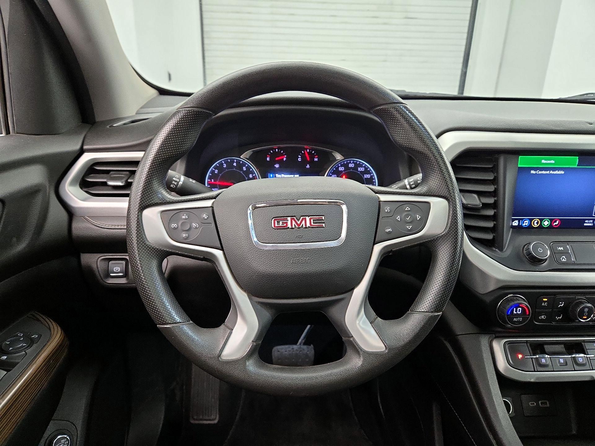 Thumbnail: 2023 GMC Acadia - 10