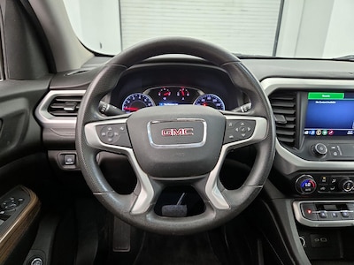 Steering Wheel & Instrument Cluster (On)