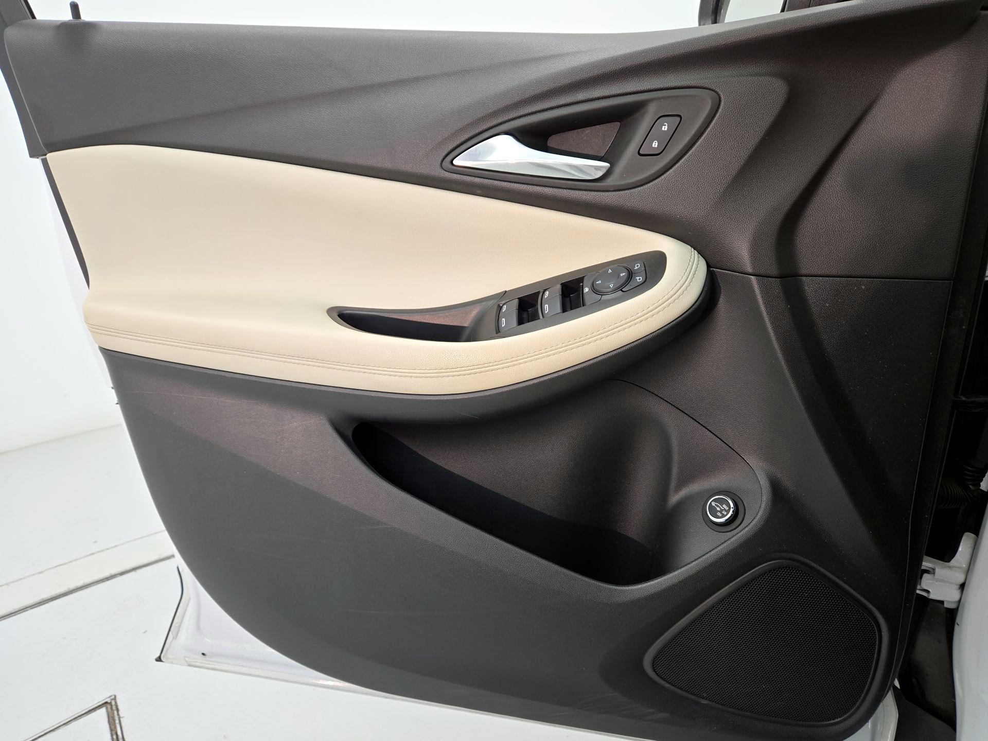 Thumbnail: 2022 Buick Encore GX - 12