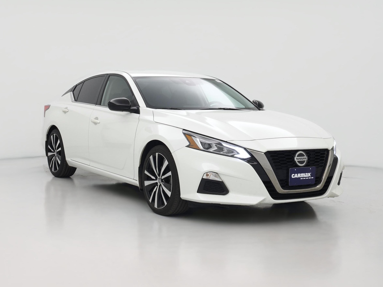 2022 Nissan Altima SR