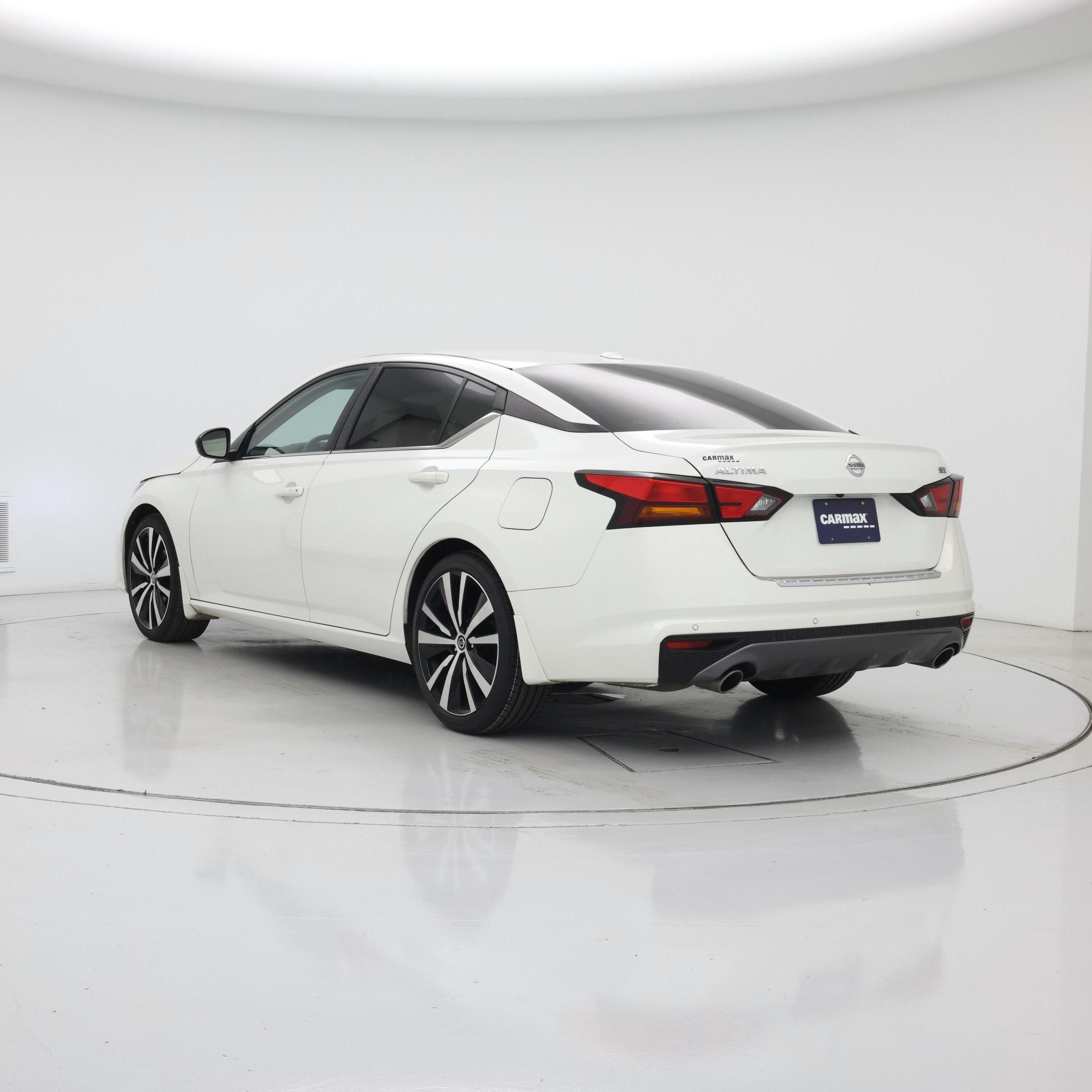 Thumbnail: 2022 Nissan Altima - 2