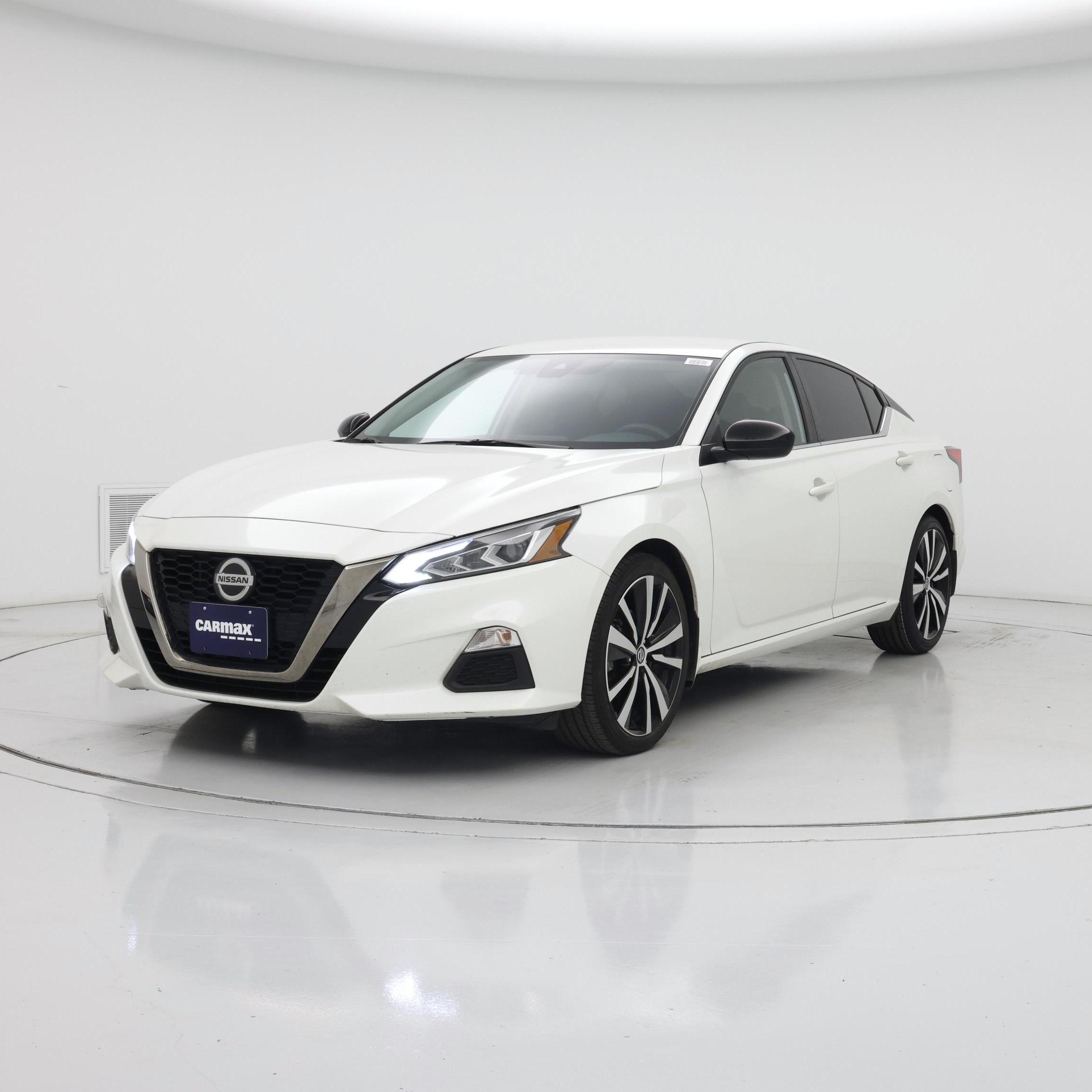 Thumbnail: 2022 Nissan Altima - 4