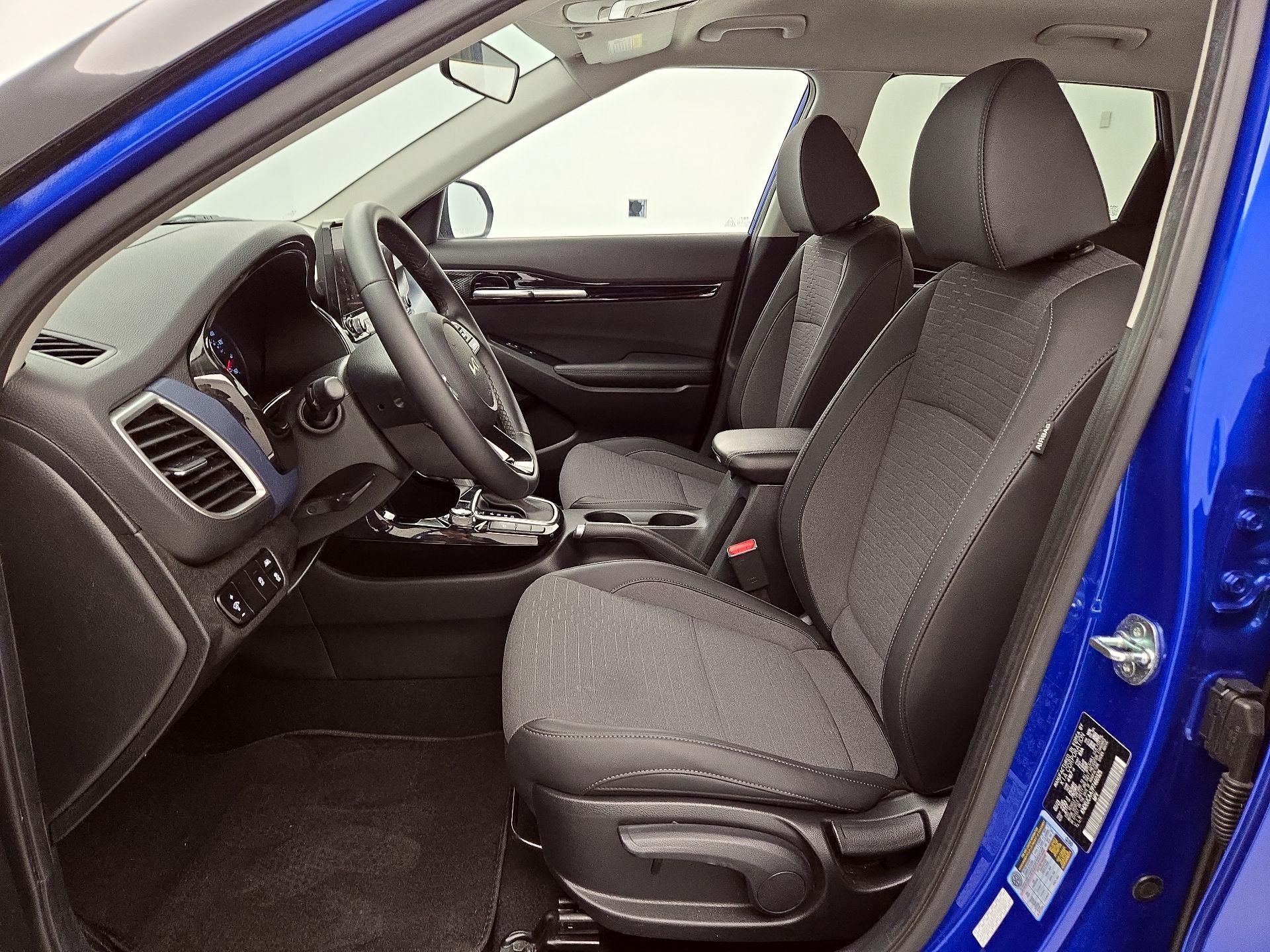 Thumbnail: 2023 Kia Seltos - 11