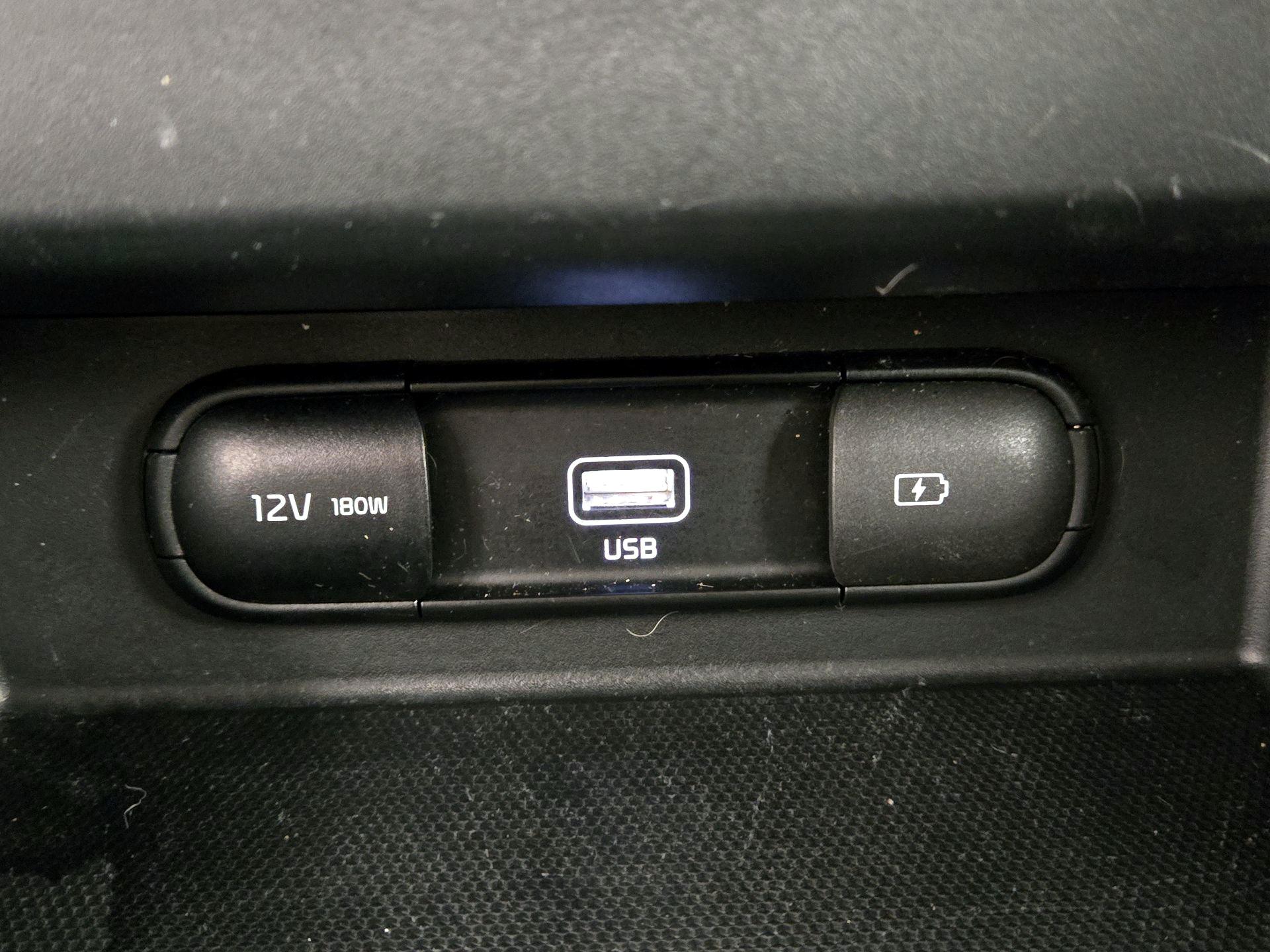 Thumbnail: 2023 Kia Seltos - 19