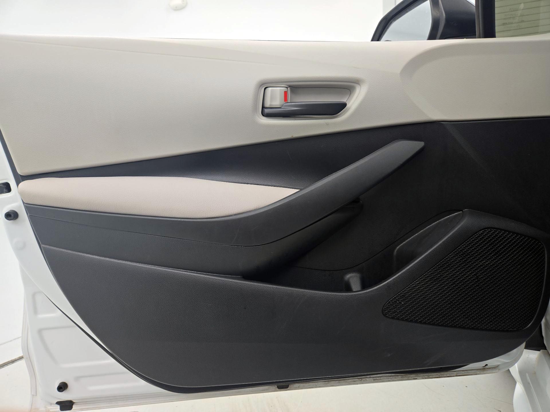 Thumbnail: 2022 Toyota Corolla - 12