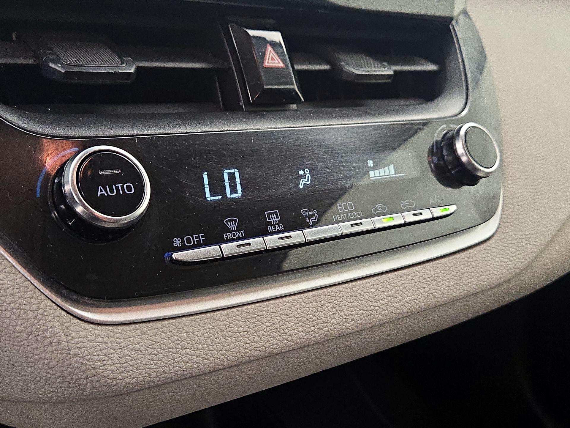 Thumbnail: 2022 Toyota Corolla - 16