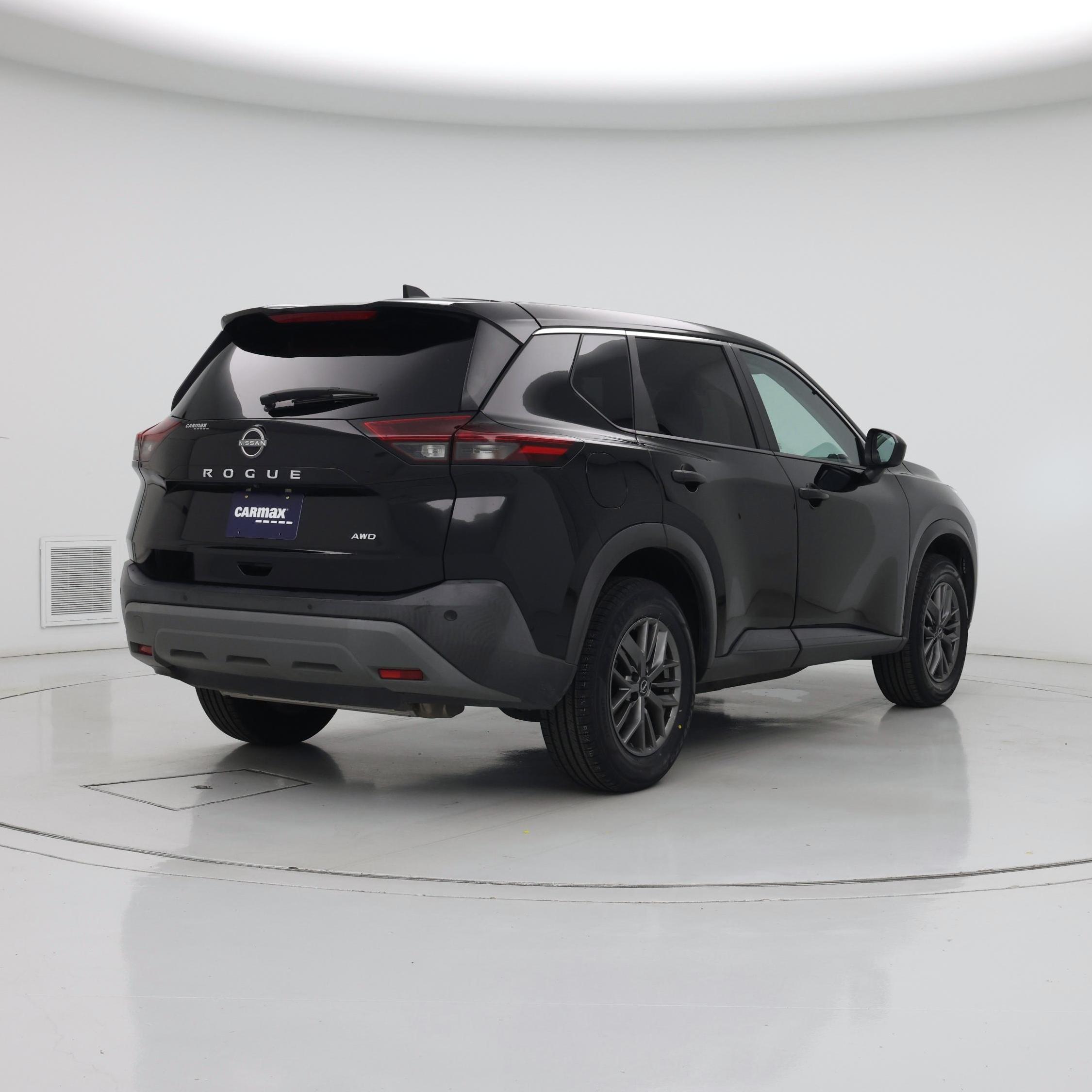 Thumbnail: 2023 Nissan Rogue - 8