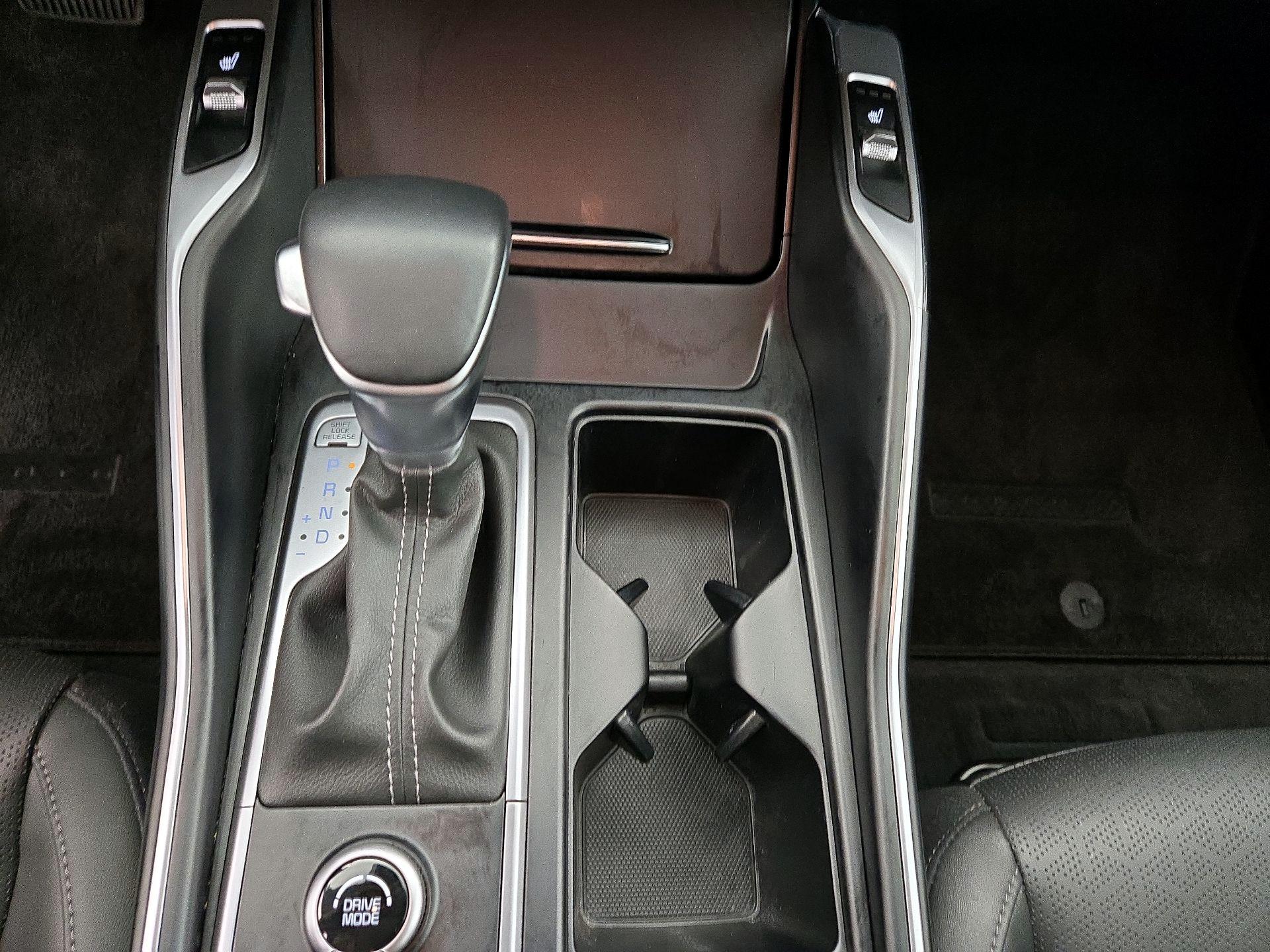 Thumbnail: 2023 Kia Sorento - 18