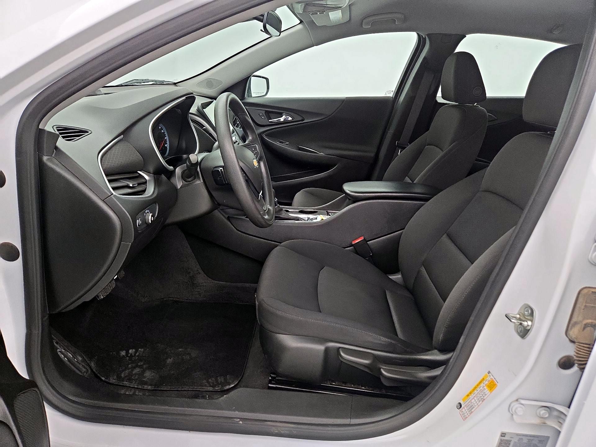 Thumbnail: 2024 Chevrolet Malibu - 11