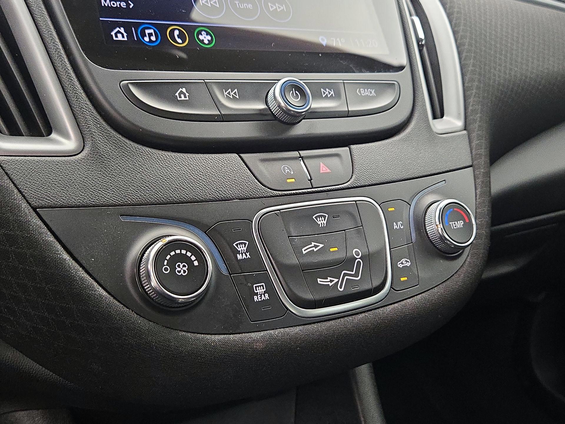 Thumbnail: 2024 Chevrolet Malibu - 16