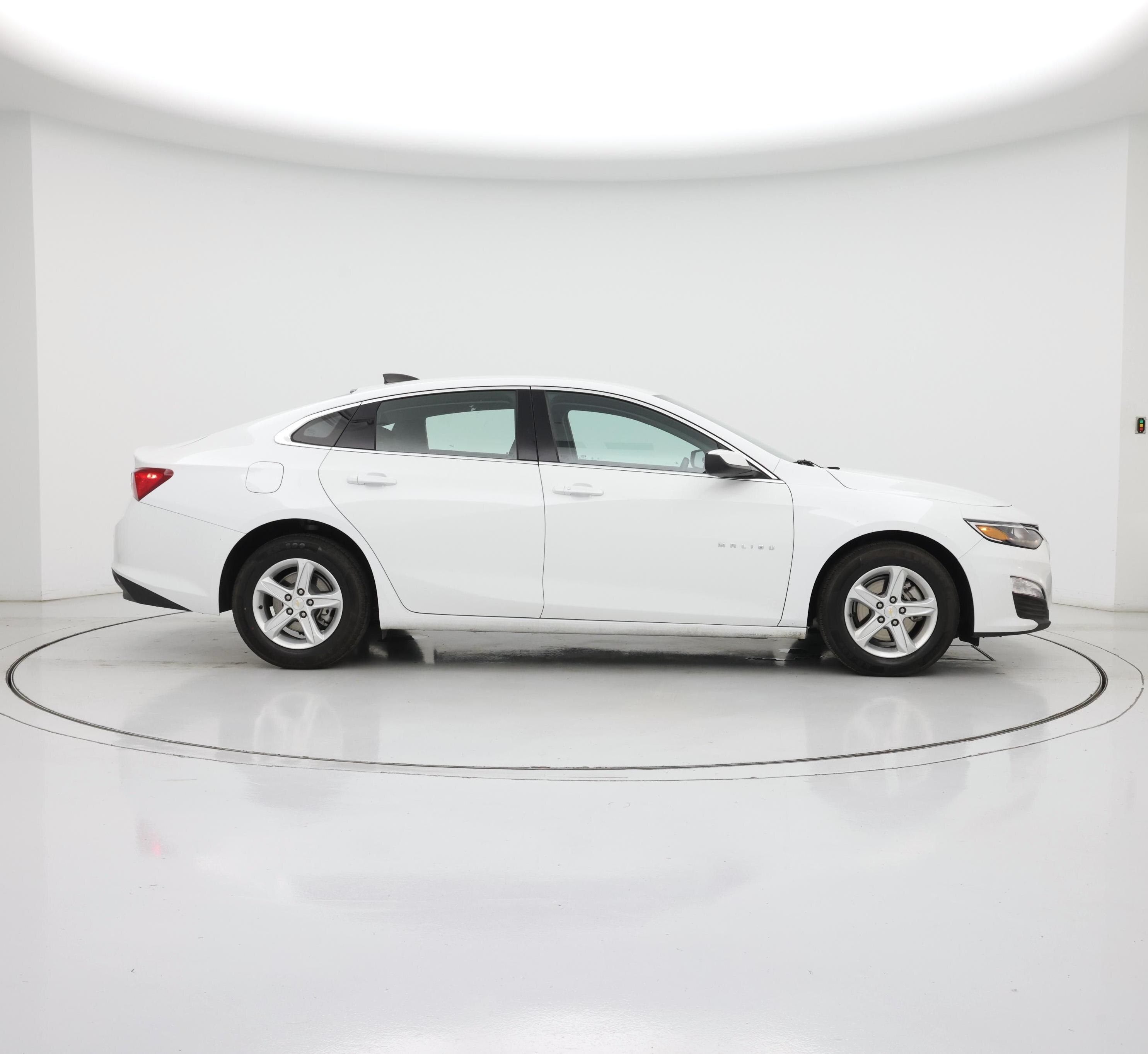 Thumbnail: 2024 Chevrolet Malibu - 7