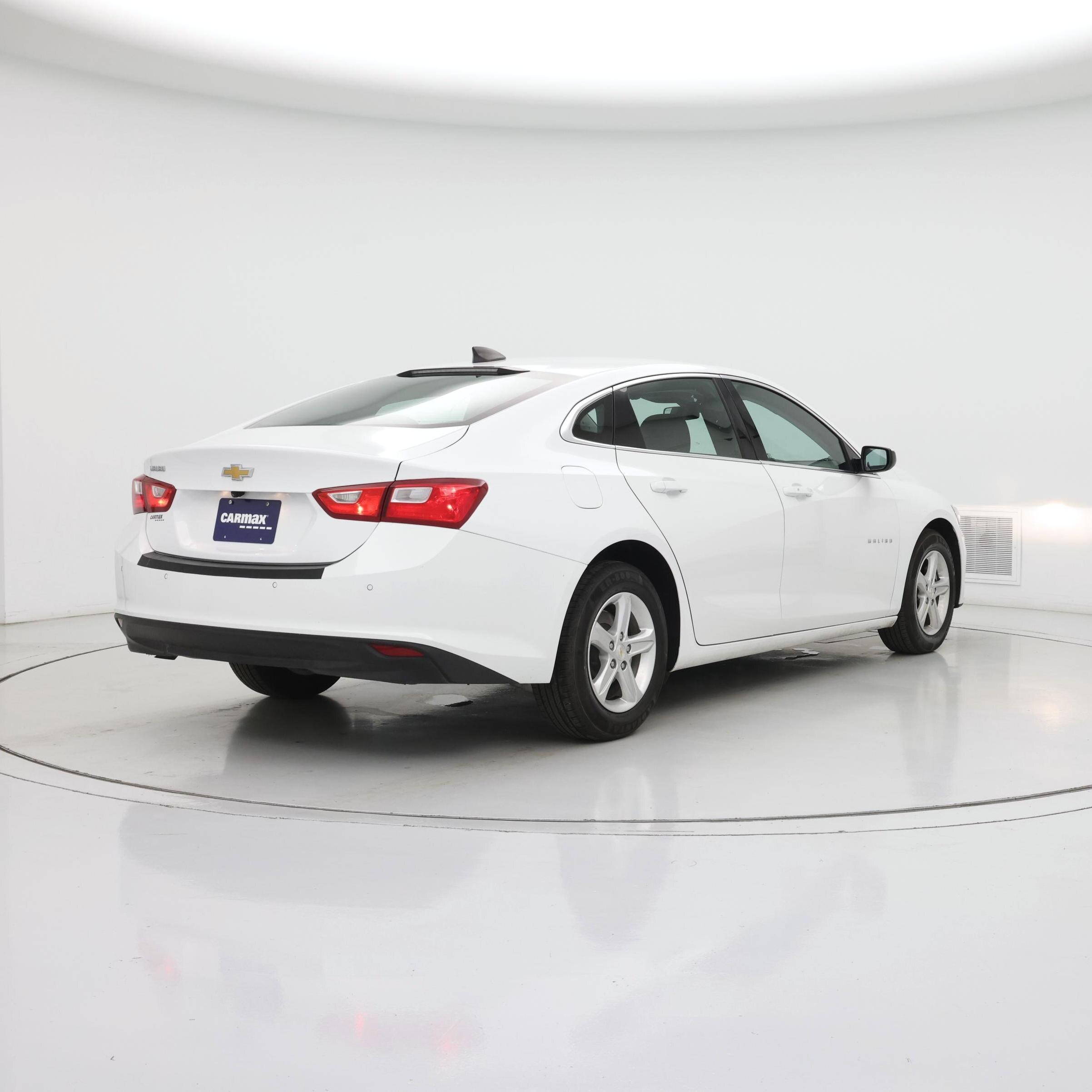 Thumbnail: 2024 Chevrolet Malibu - 8